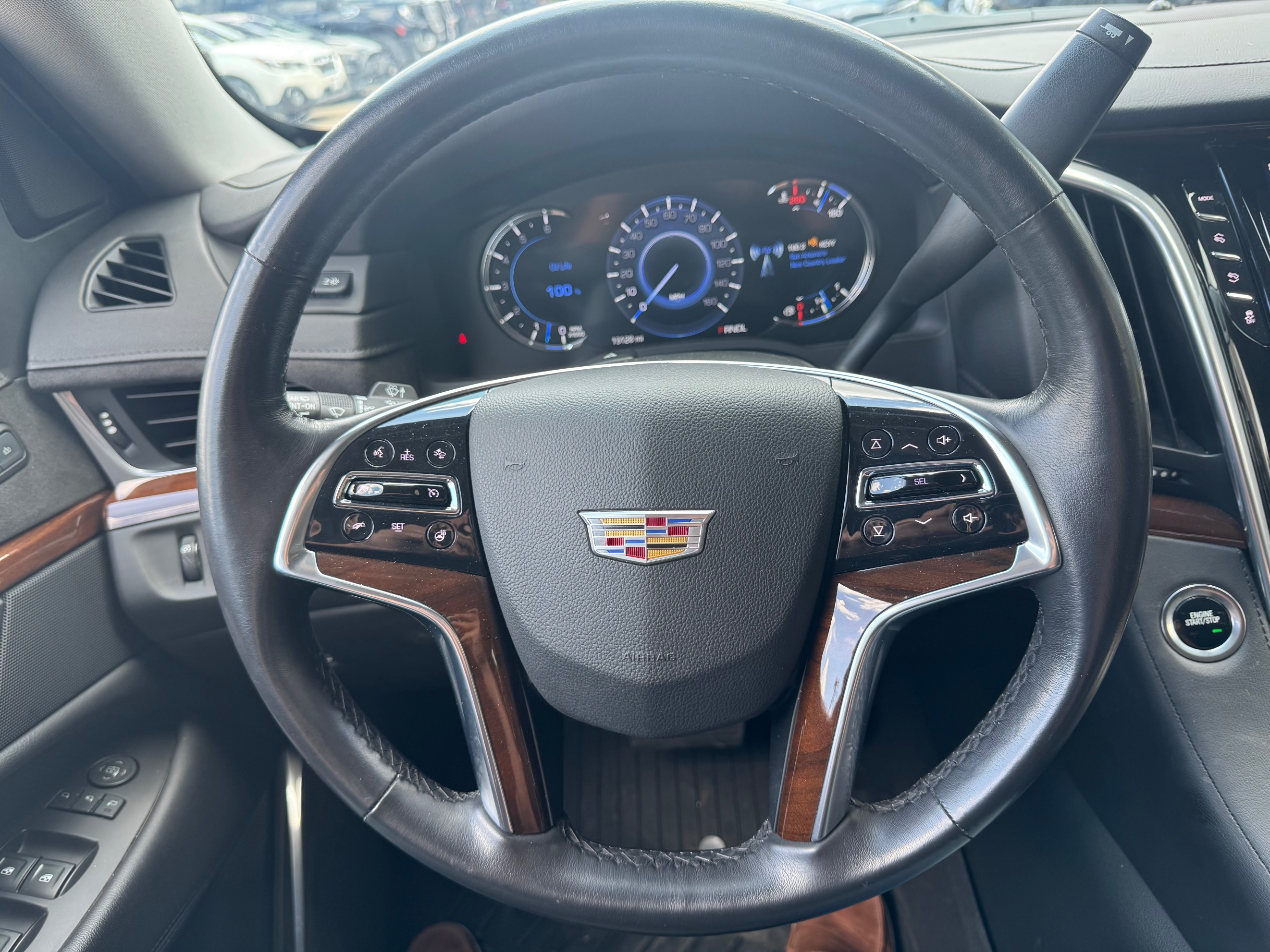 Cadillac Escalade photo 21