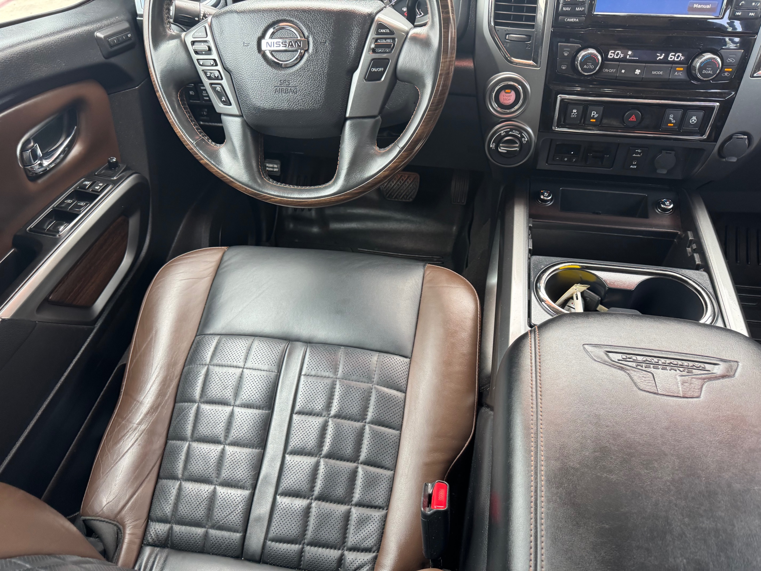Nissan Titan photo 34