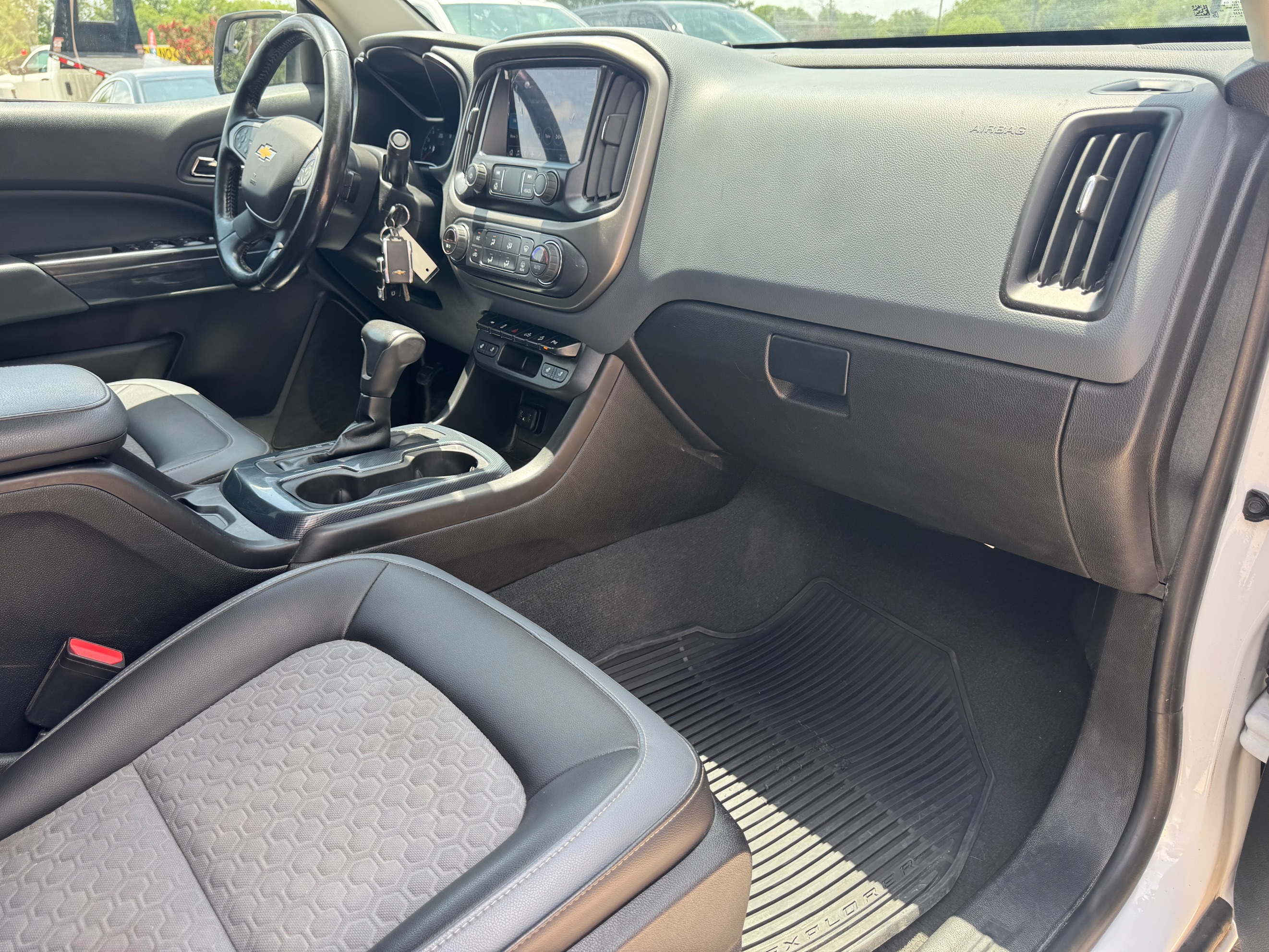 Chevrolet Colorado photo 24