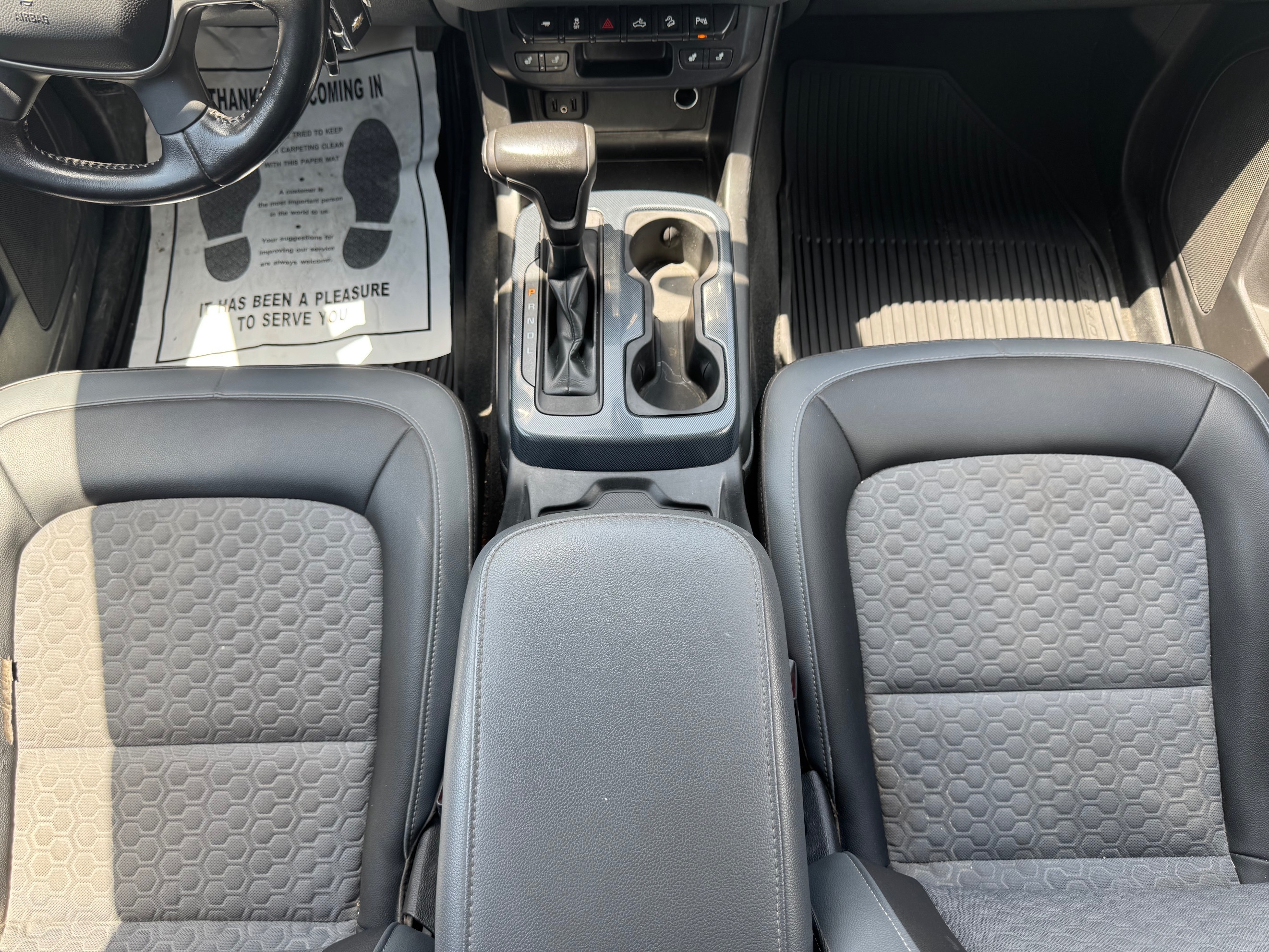 Chevrolet Colorado photo 29