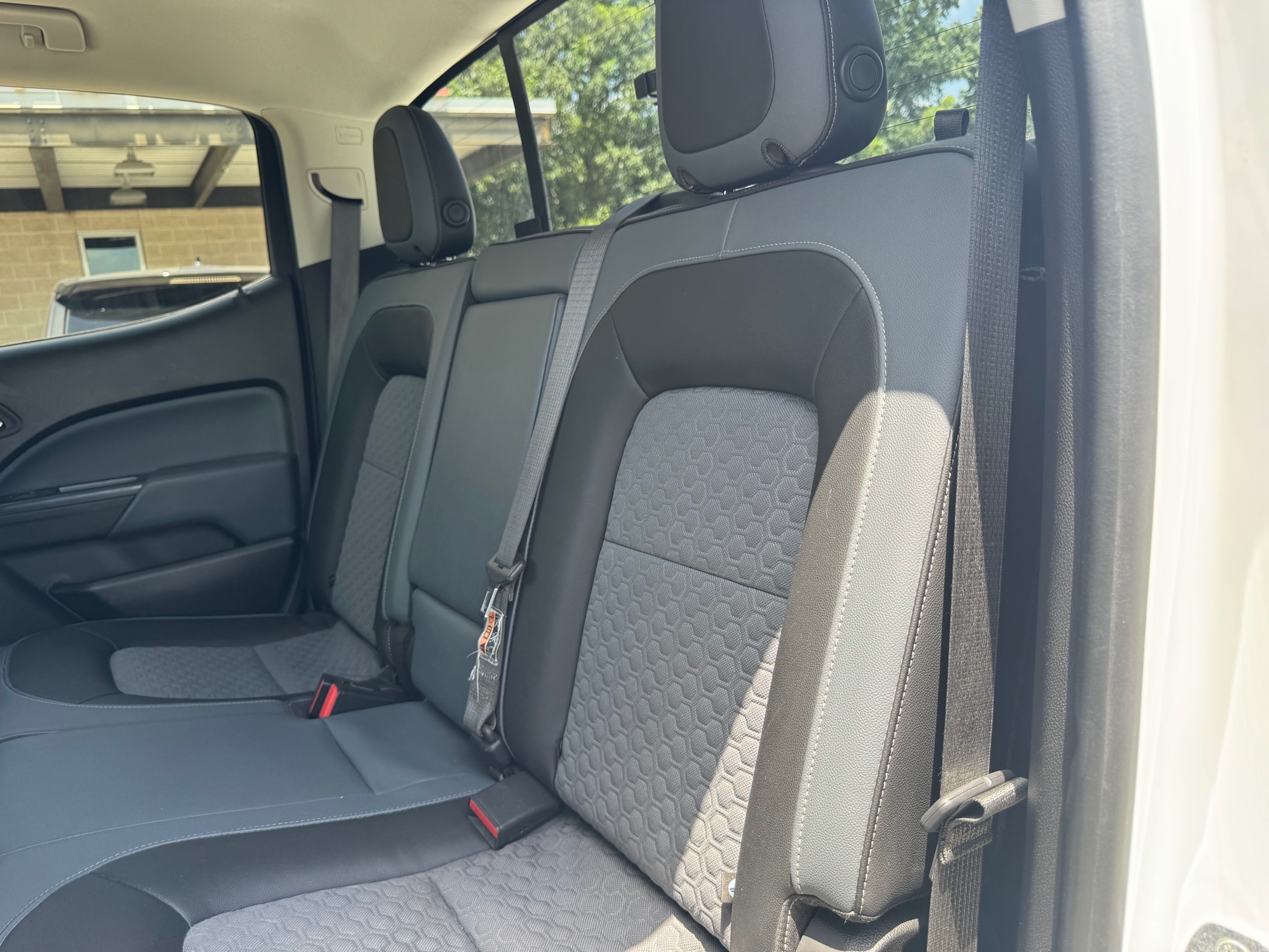 Chevrolet Colorado photo 34