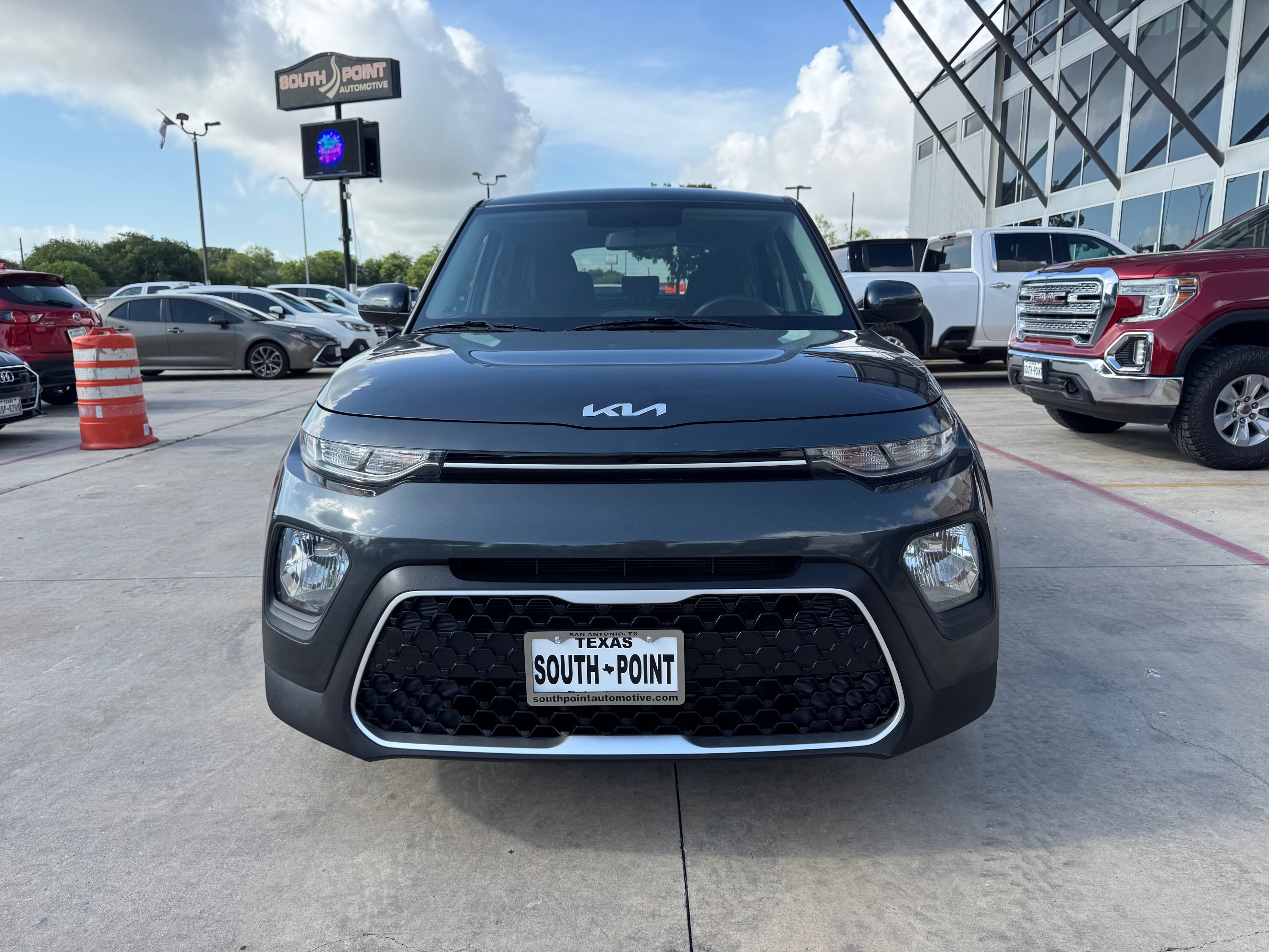 Kia Soul photo 2