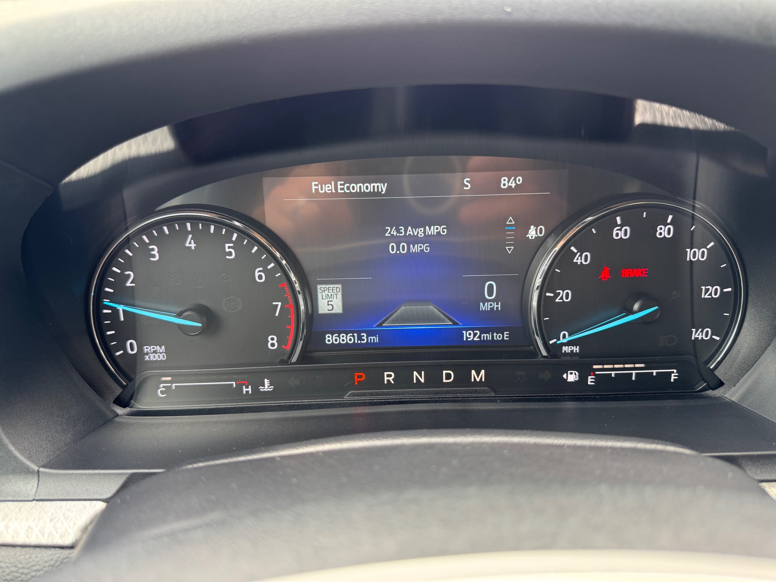 Ford Explorer photo 17