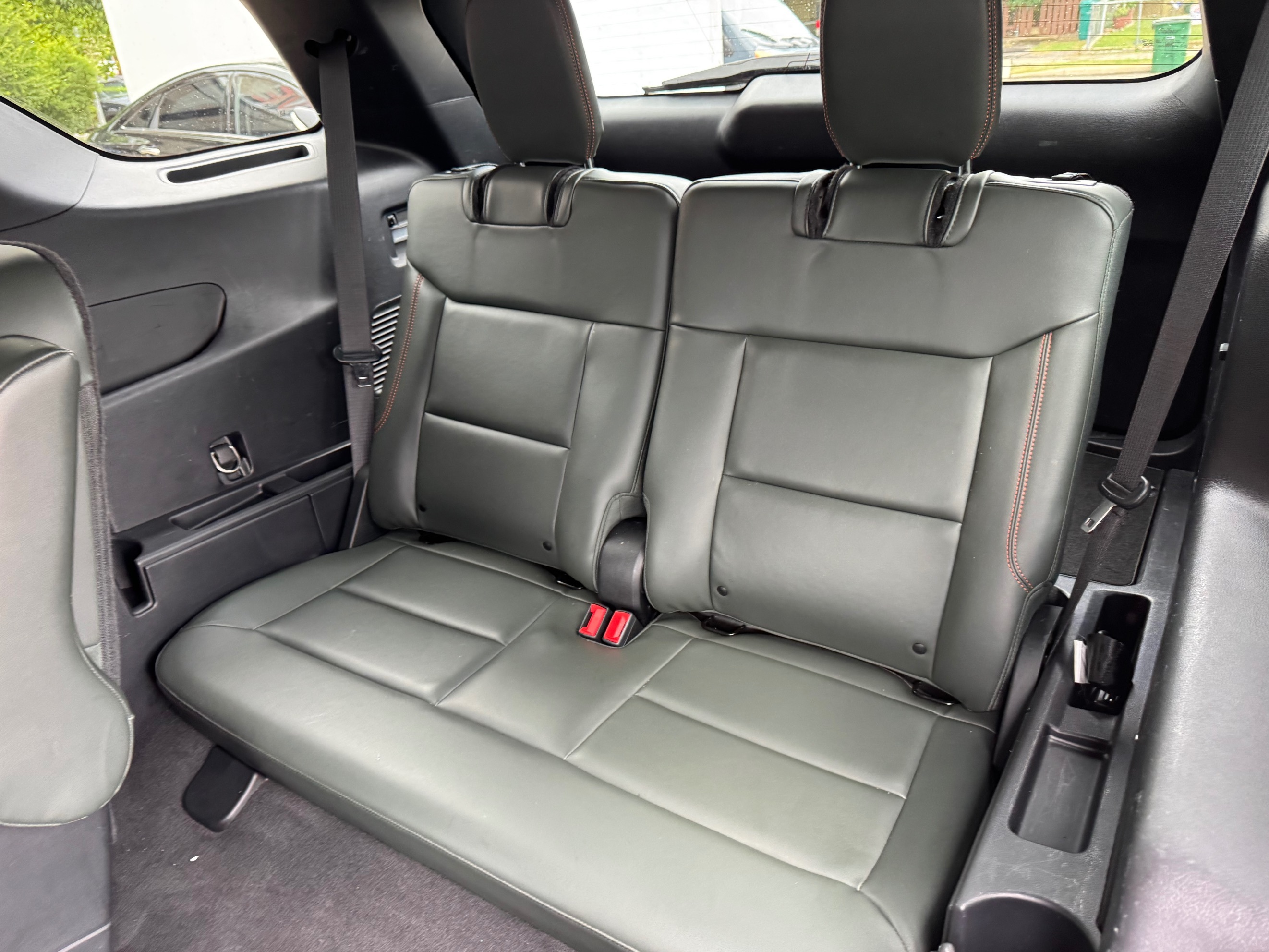 Ford Explorer photo 36