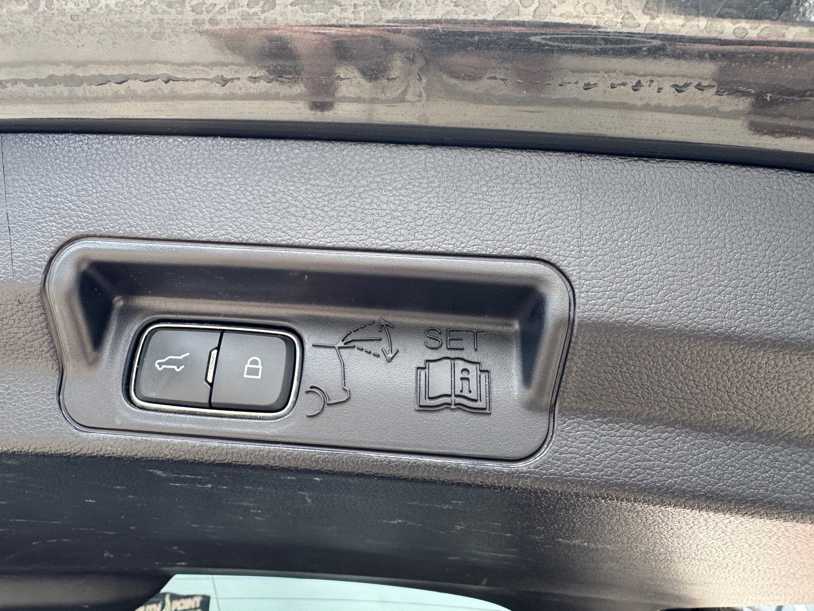 Ford Explorer photo 39