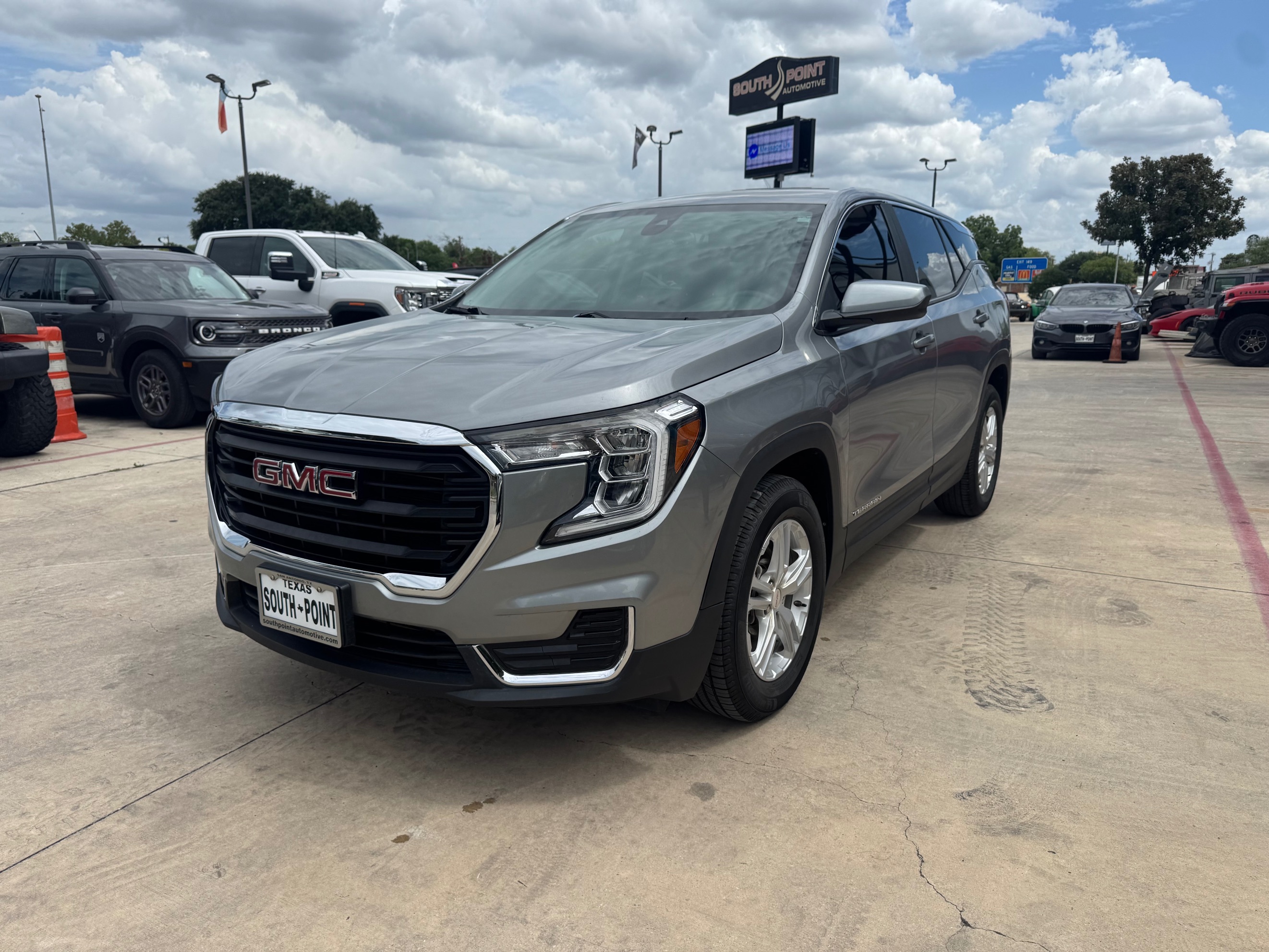 GMC Terrain photo 3