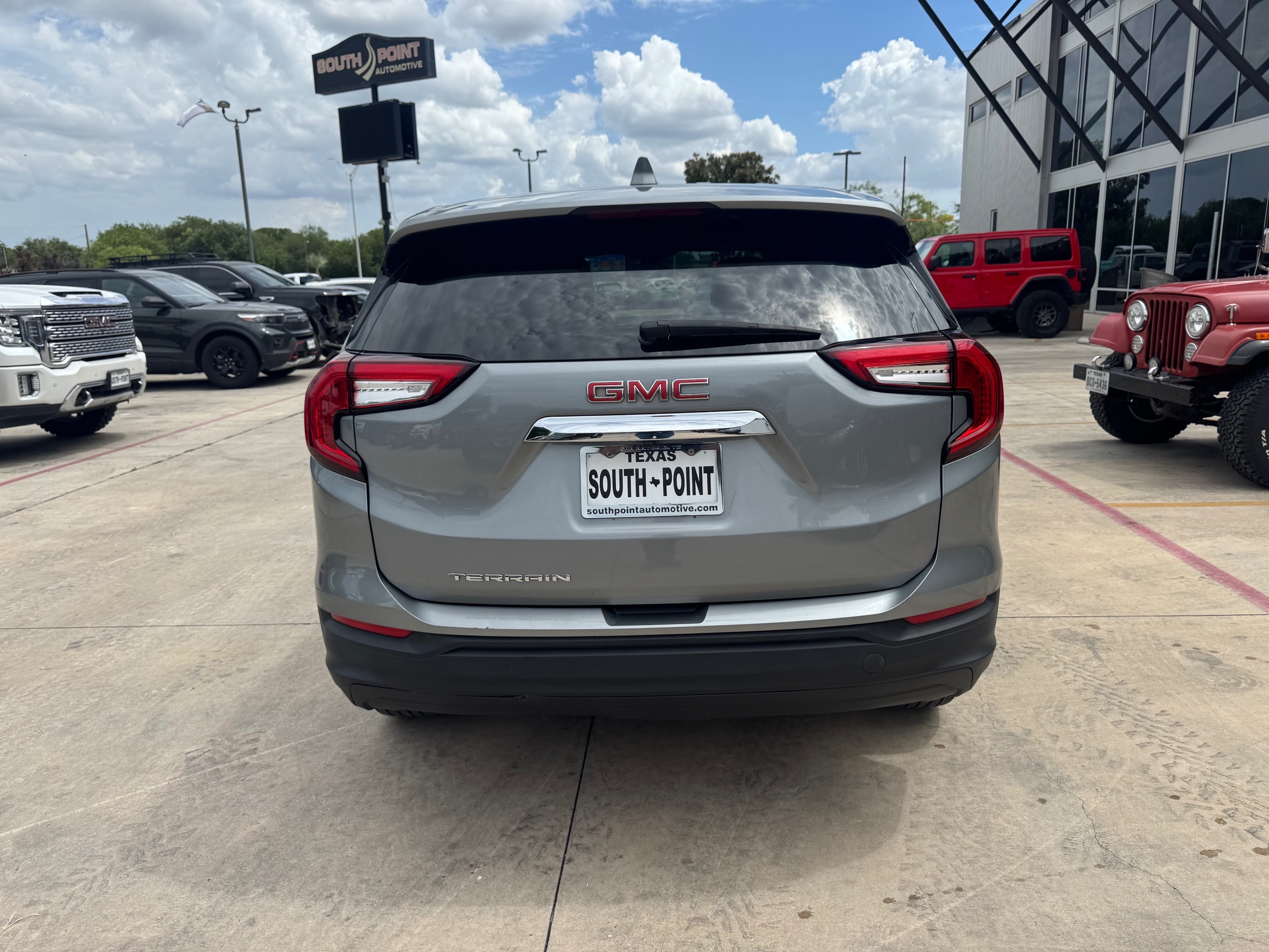 GMC Terrain photo 5