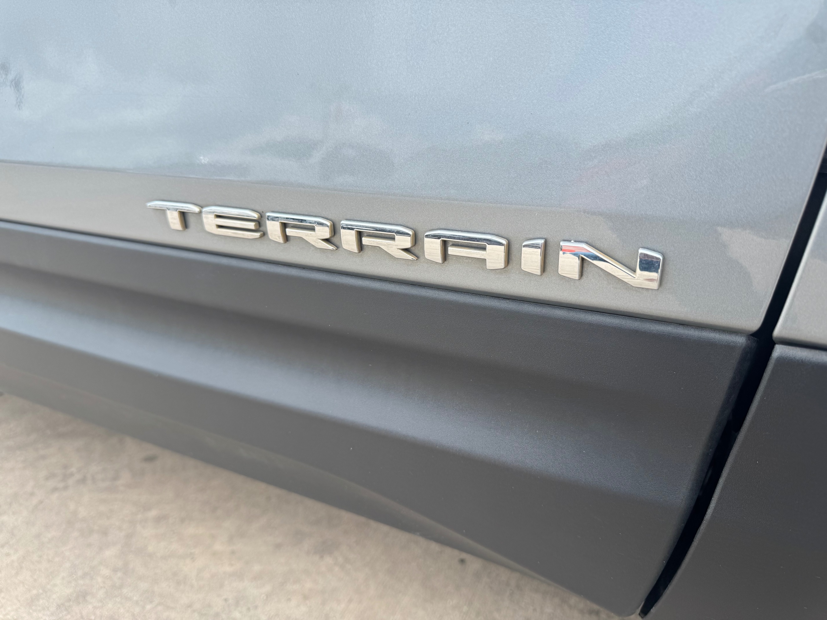 GMC Terrain photo 9
