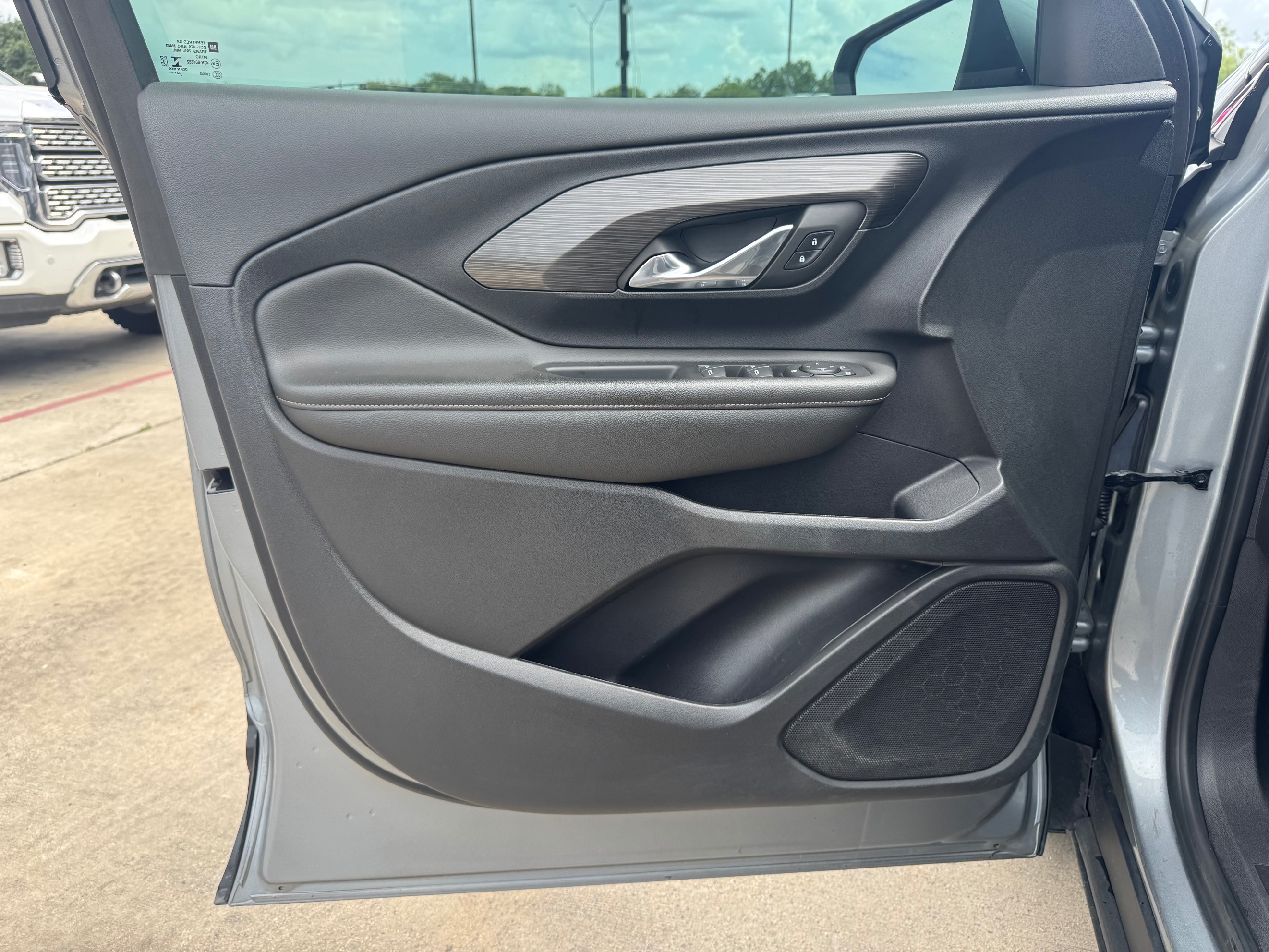 GMC Terrain photo 11