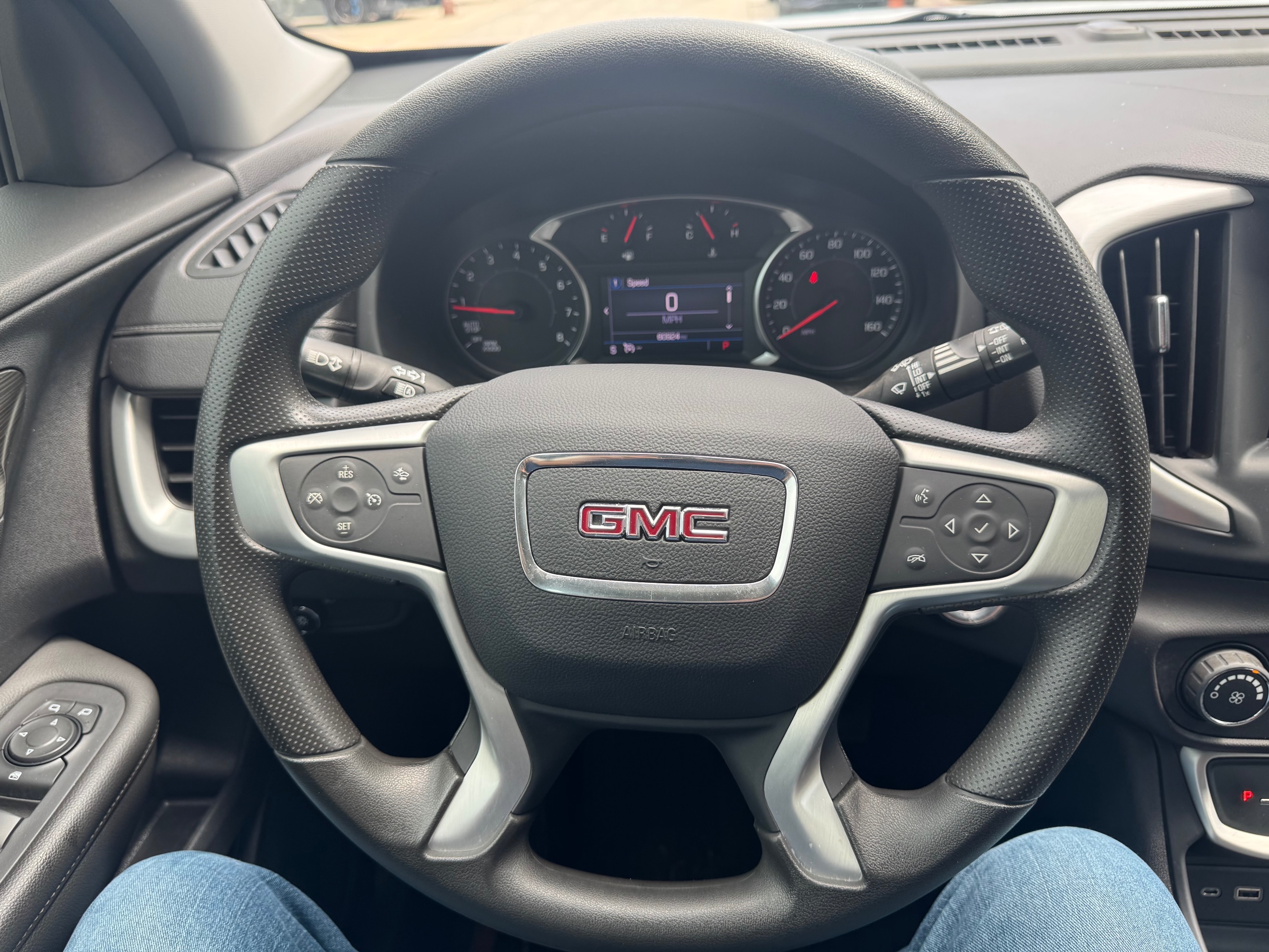 GMC Terrain photo 16