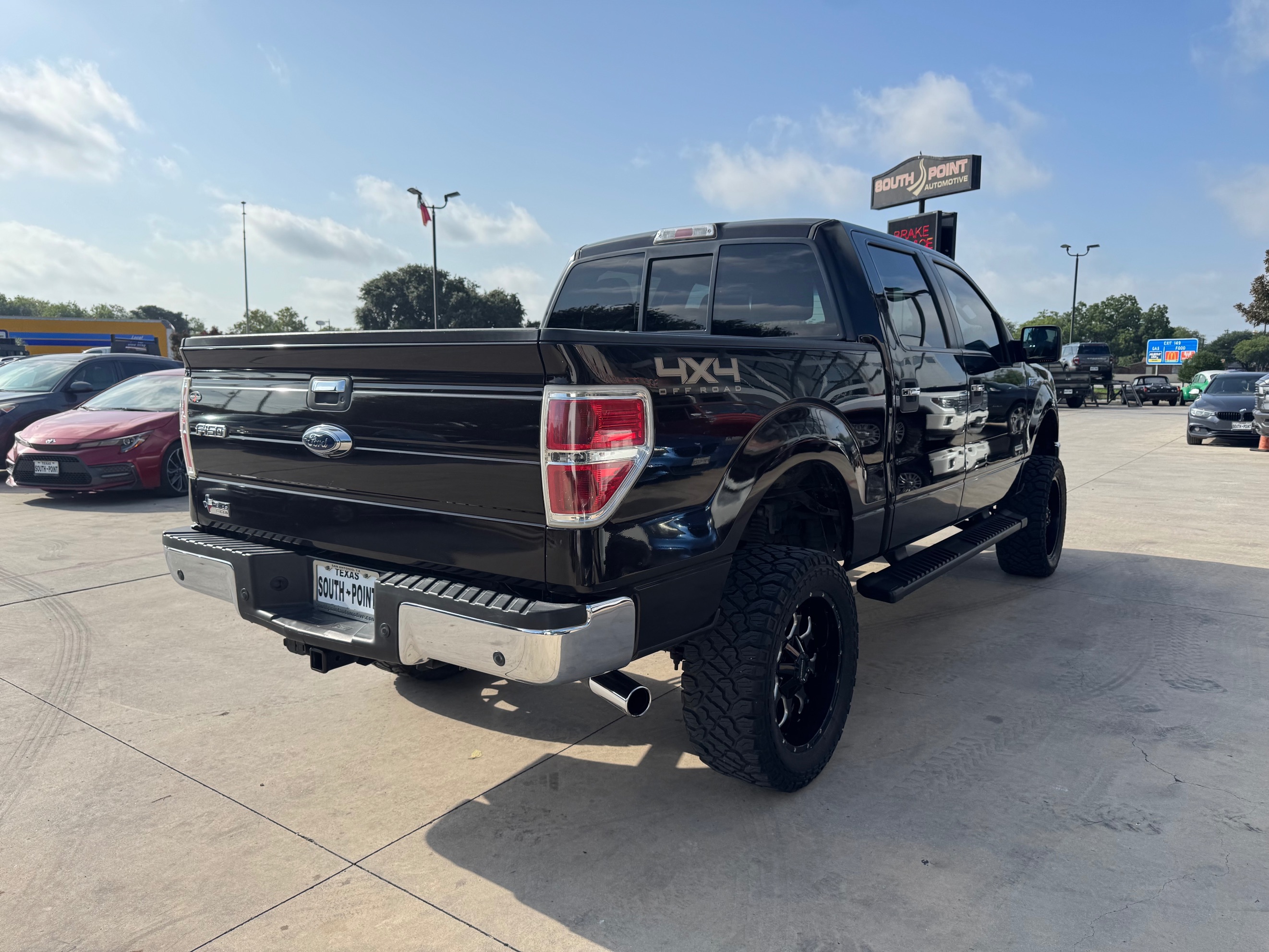 Ford F-150 photo 6