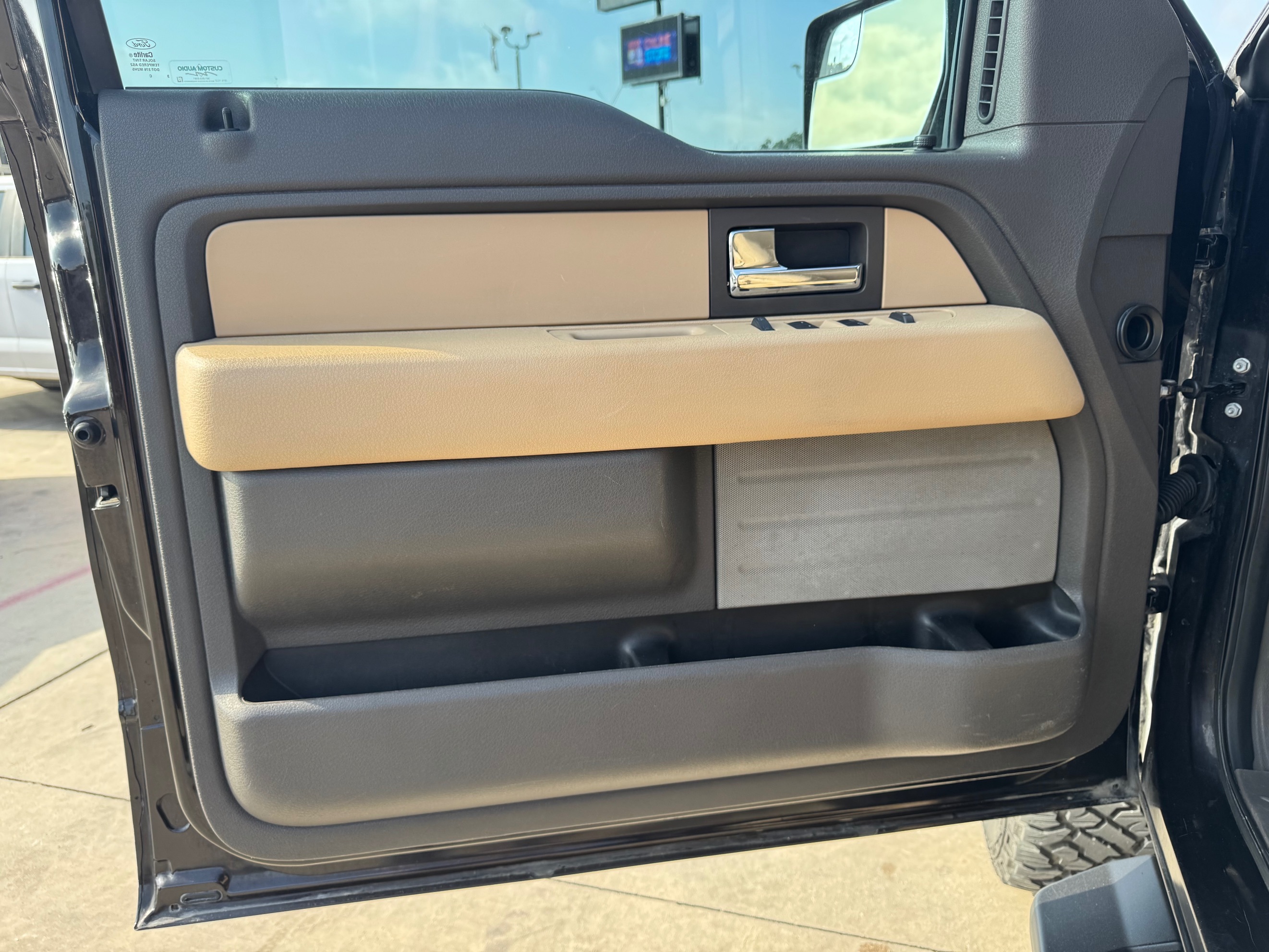 Ford F-150 photo 16