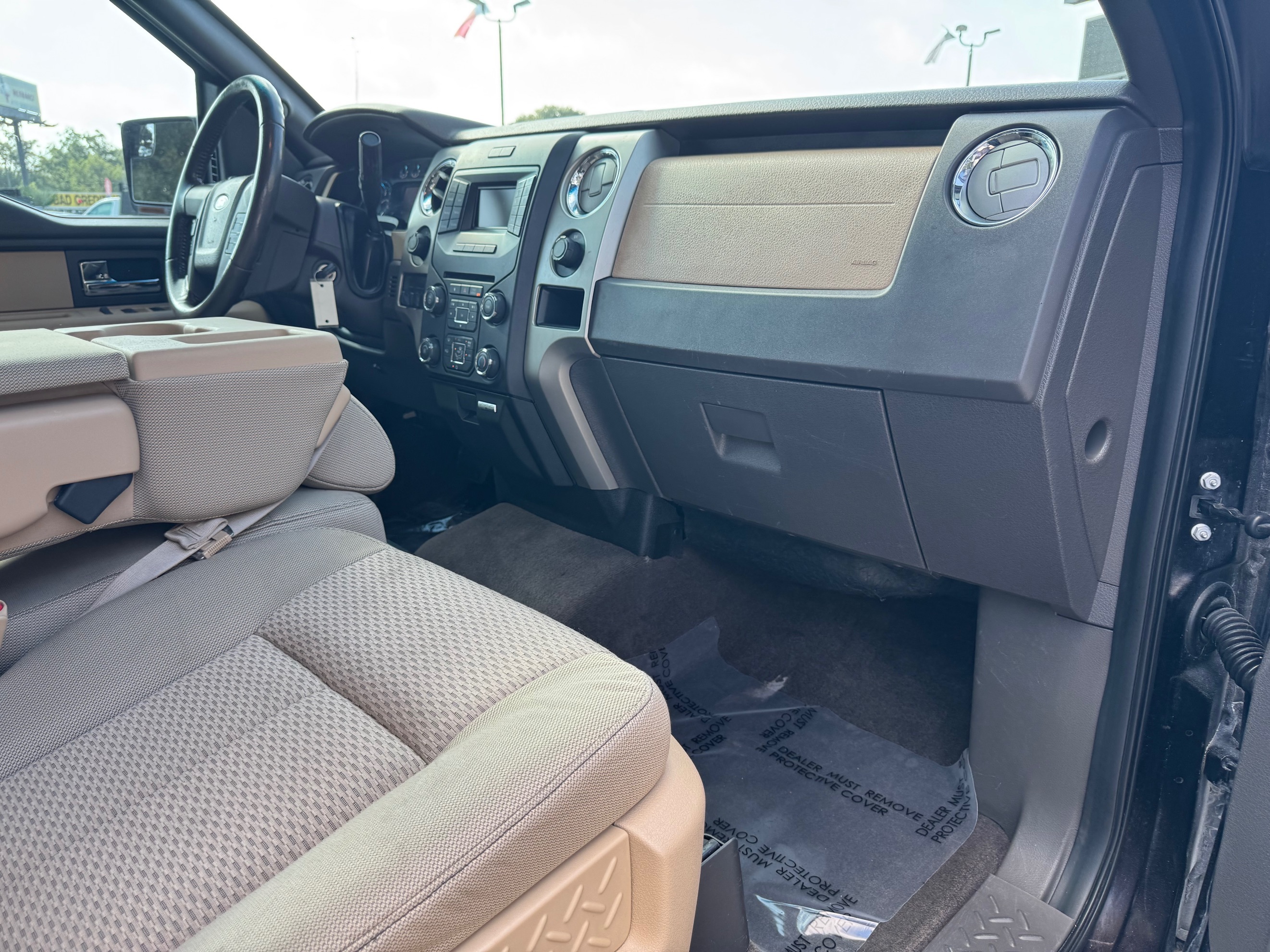 Ford F-150 photo 27