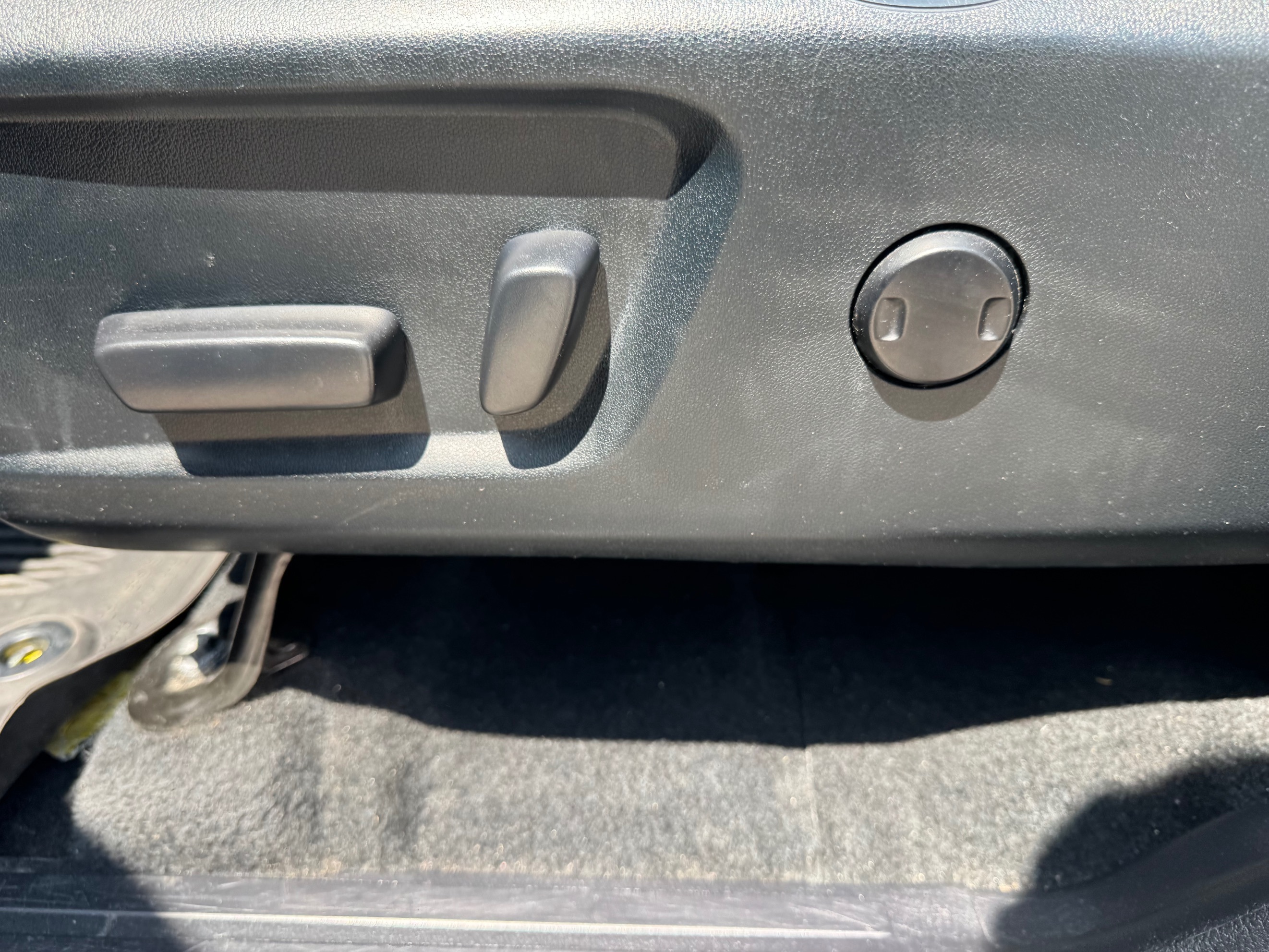 Toyota Tundra photo 16