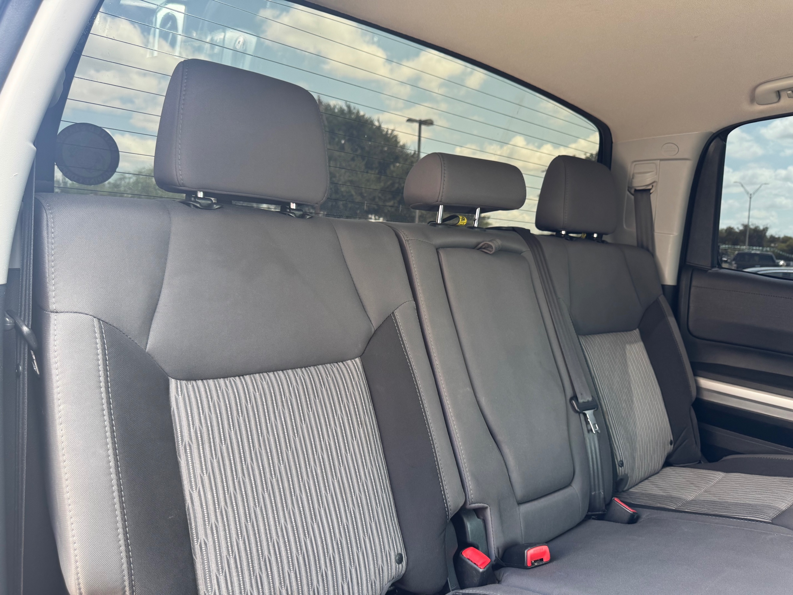 Toyota Tundra photo 30