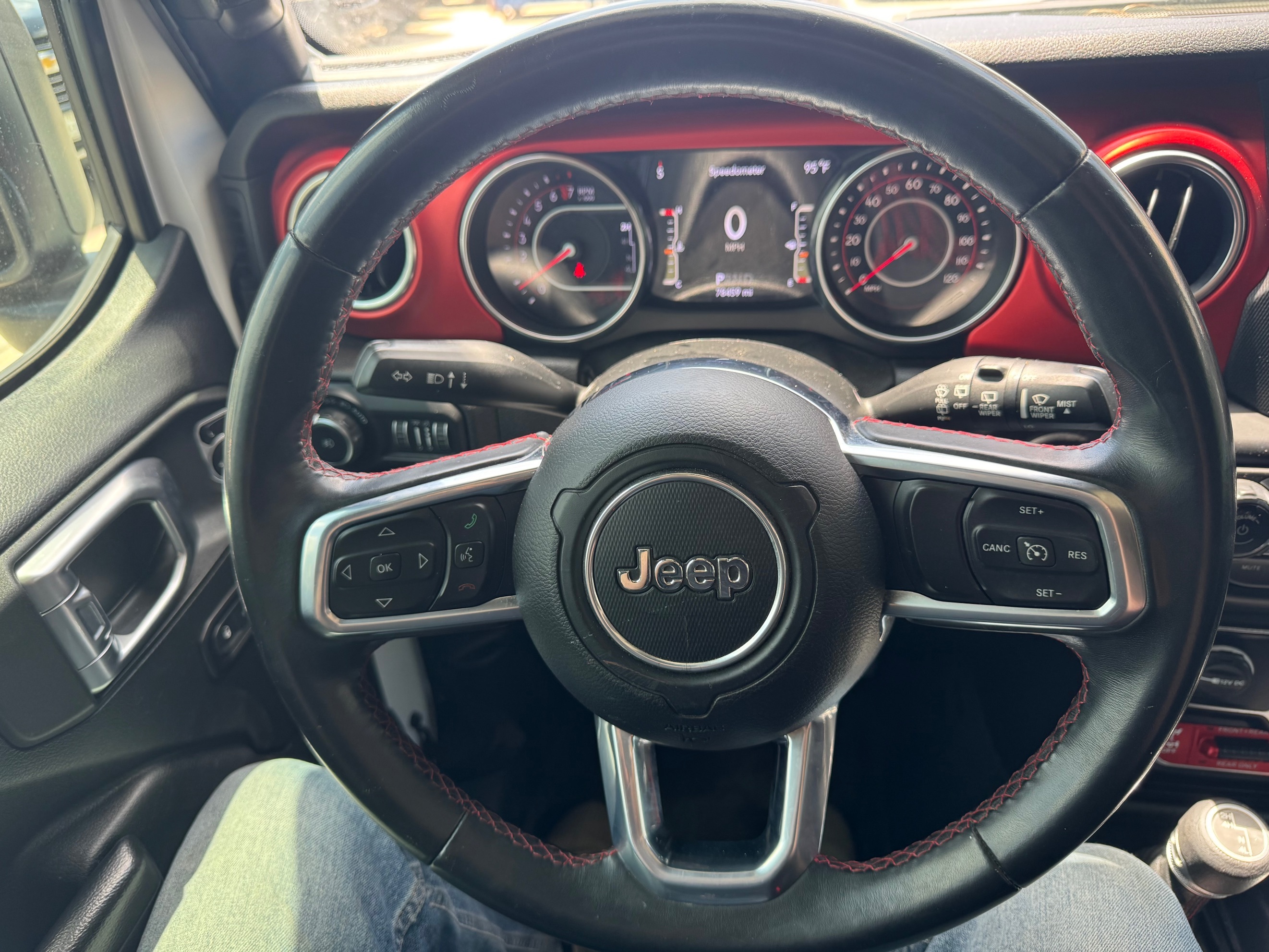 Jeep Wrangler photo 20