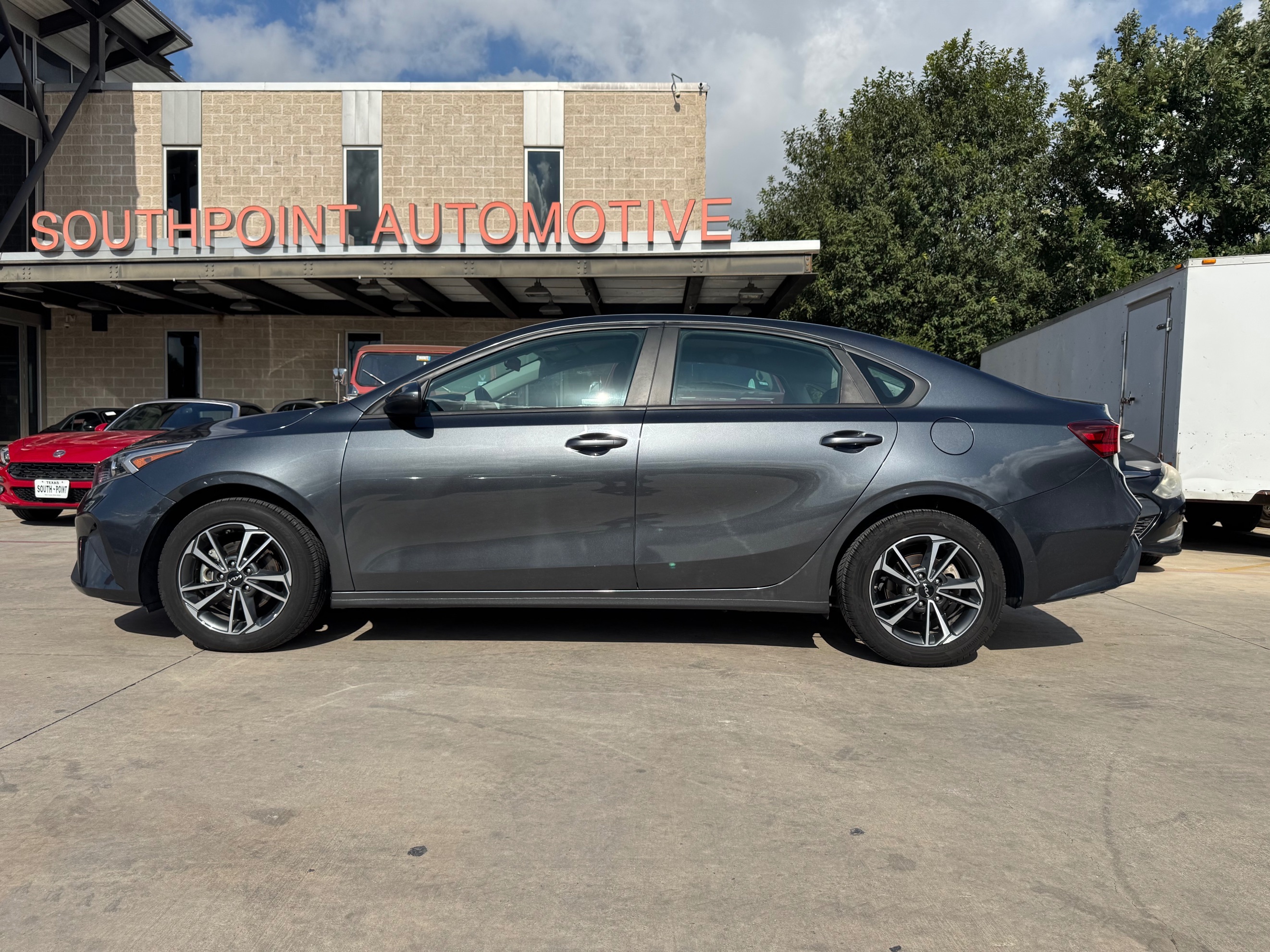 Kia Forte photo 8