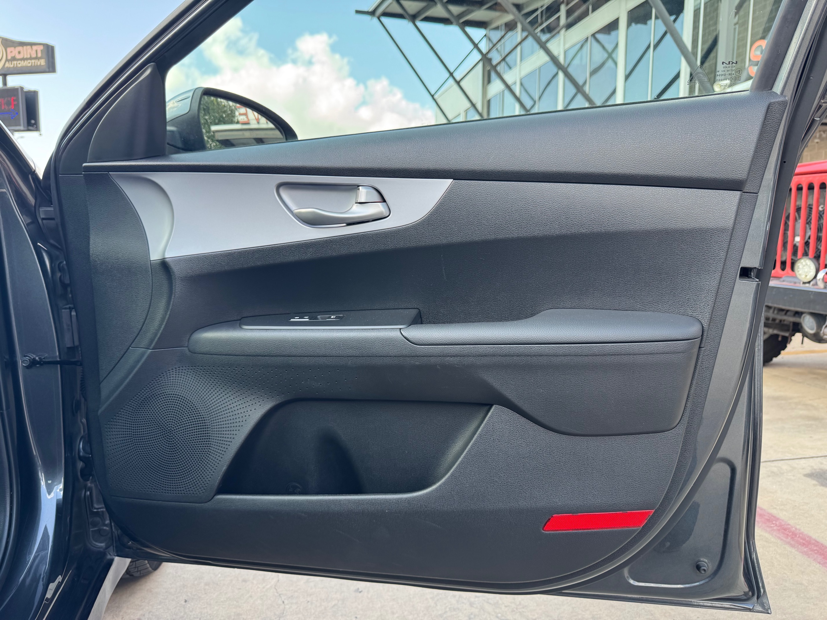 Kia Forte photo 18