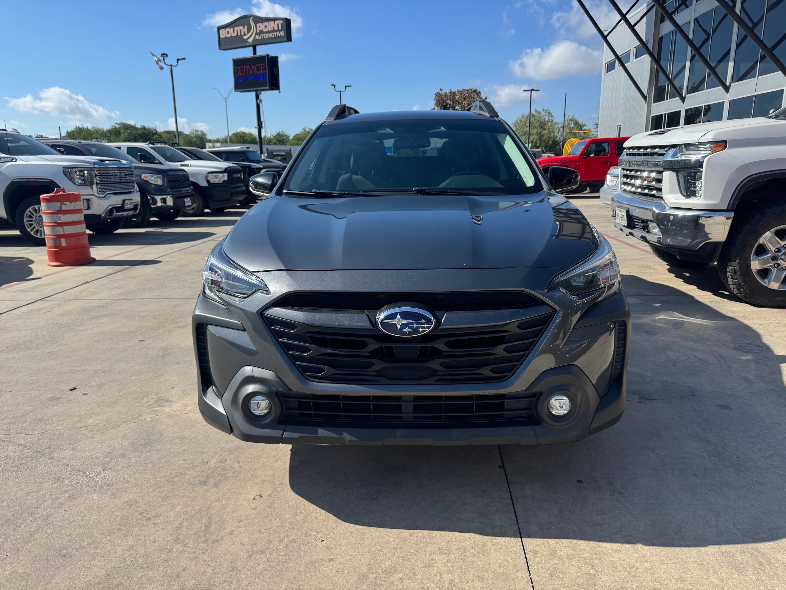 Subaru Outback photo 2