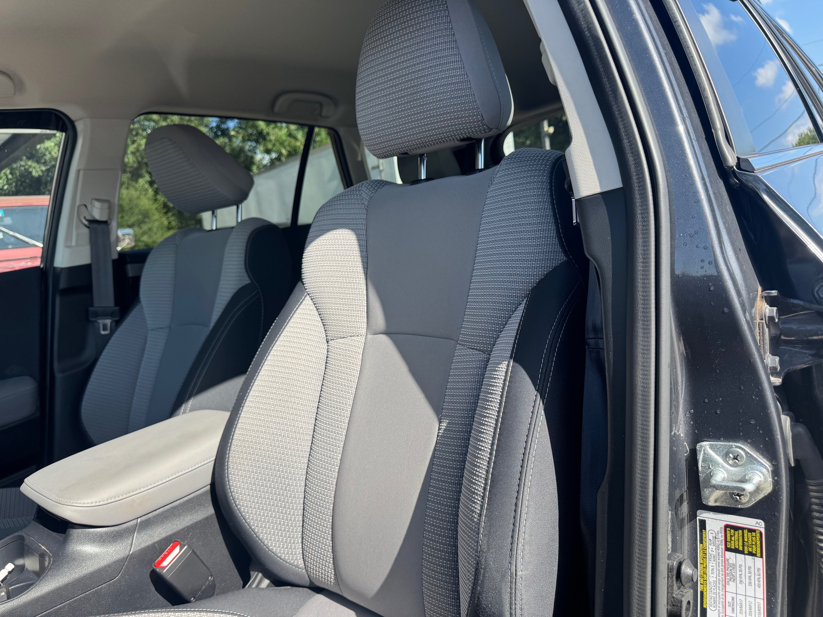 Subaru Outback photo 13