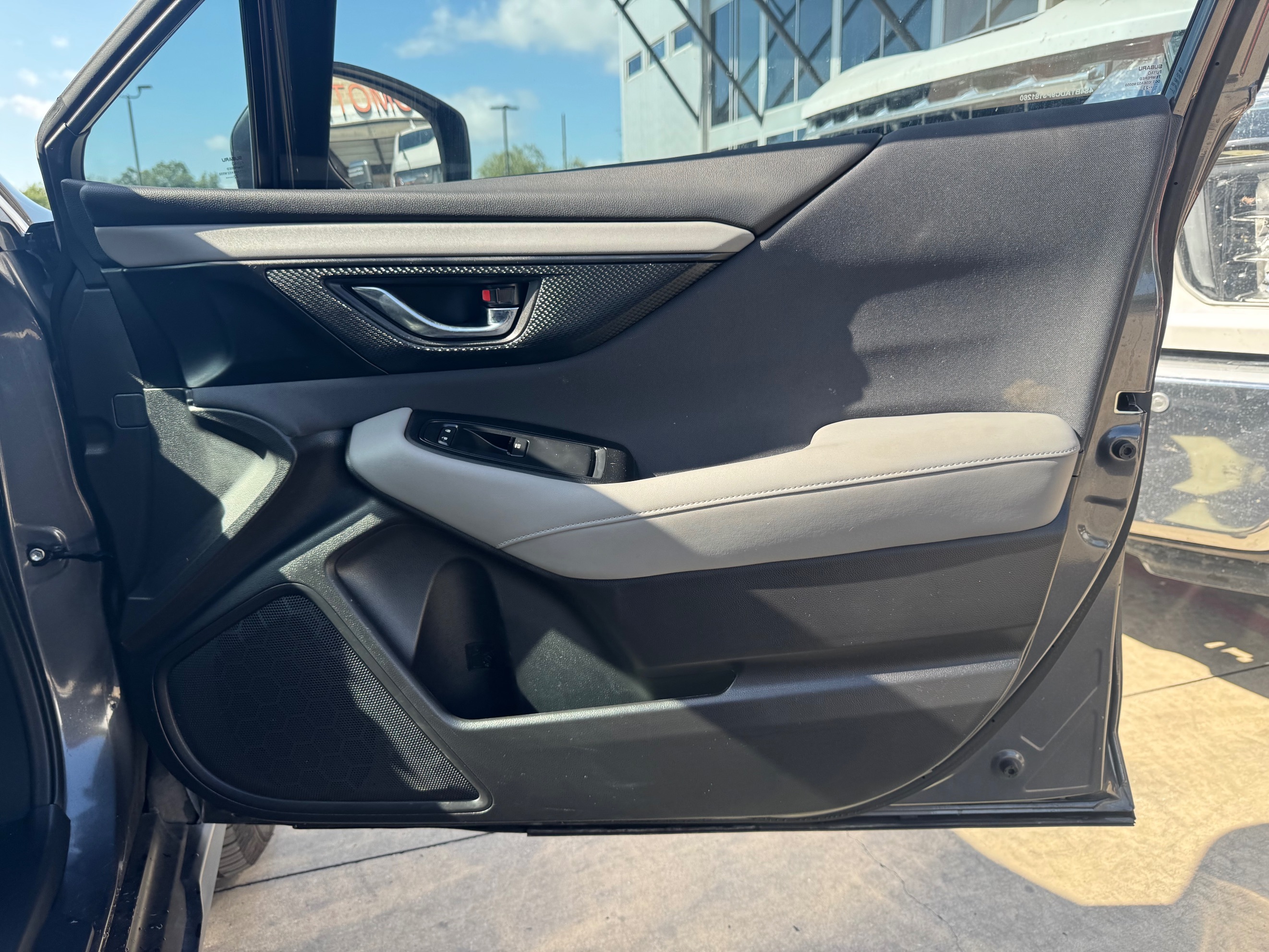 Subaru Outback photo 19