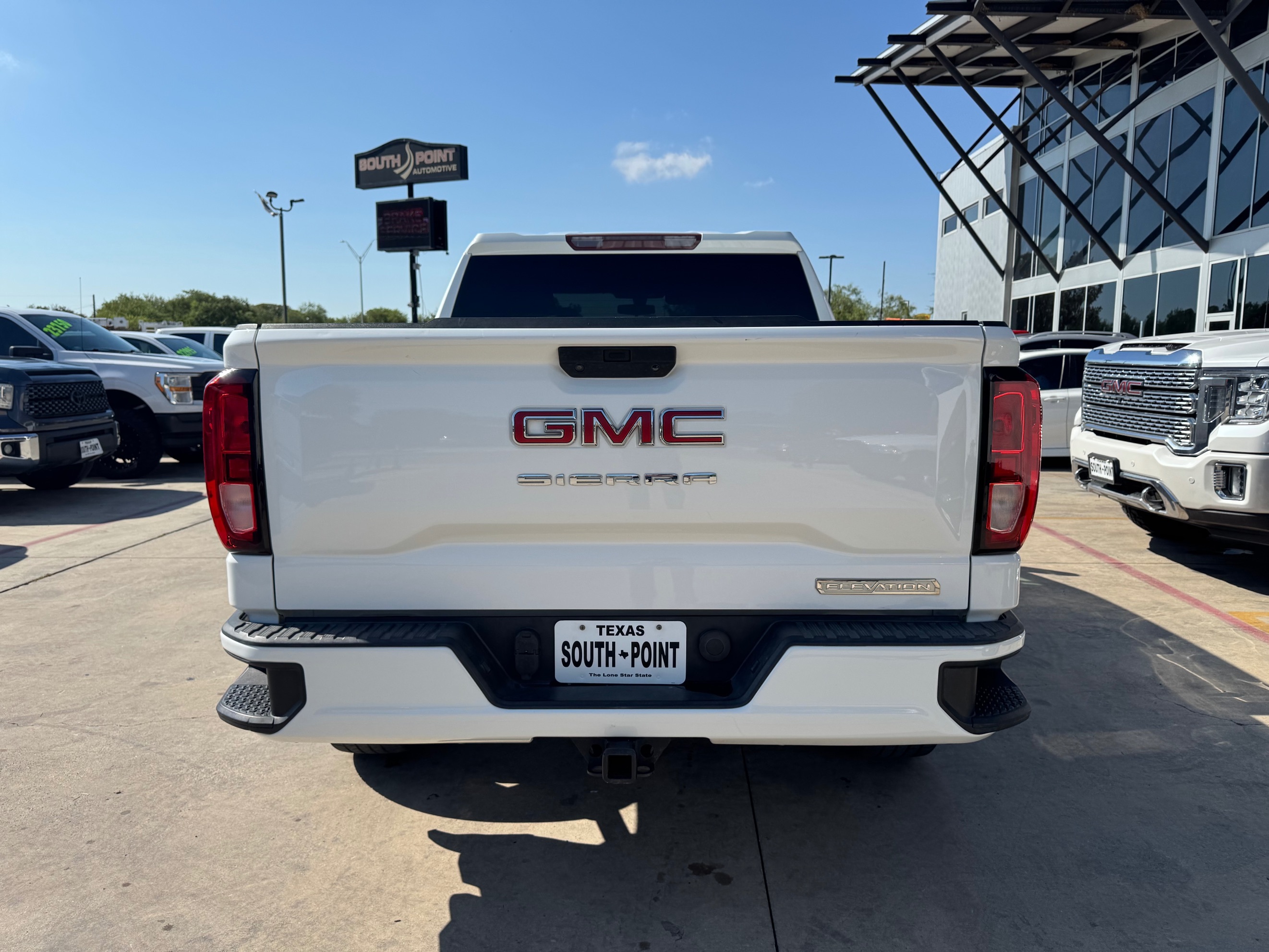 GMC Sierra photo 5