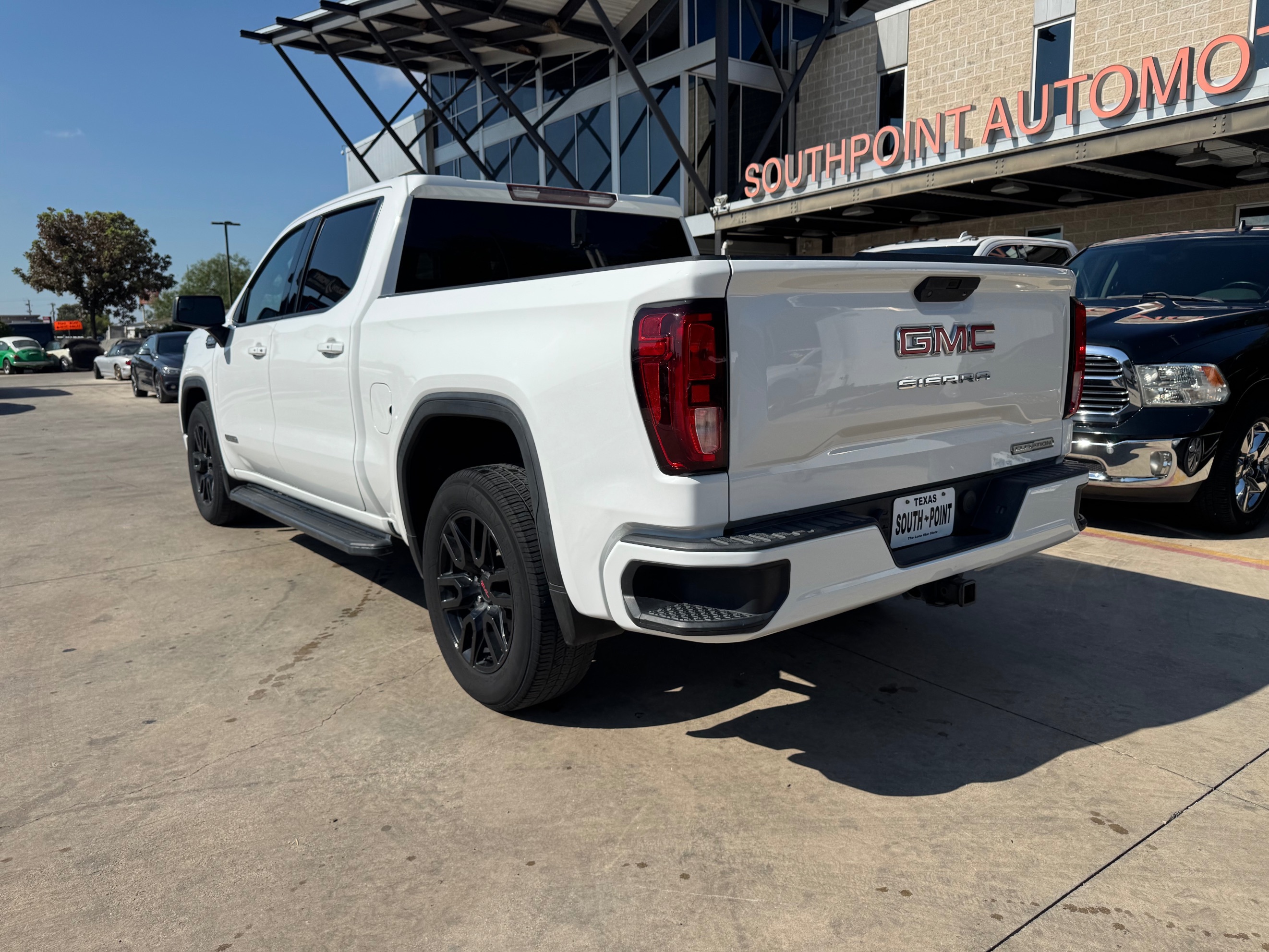 GMC Sierra photo 4