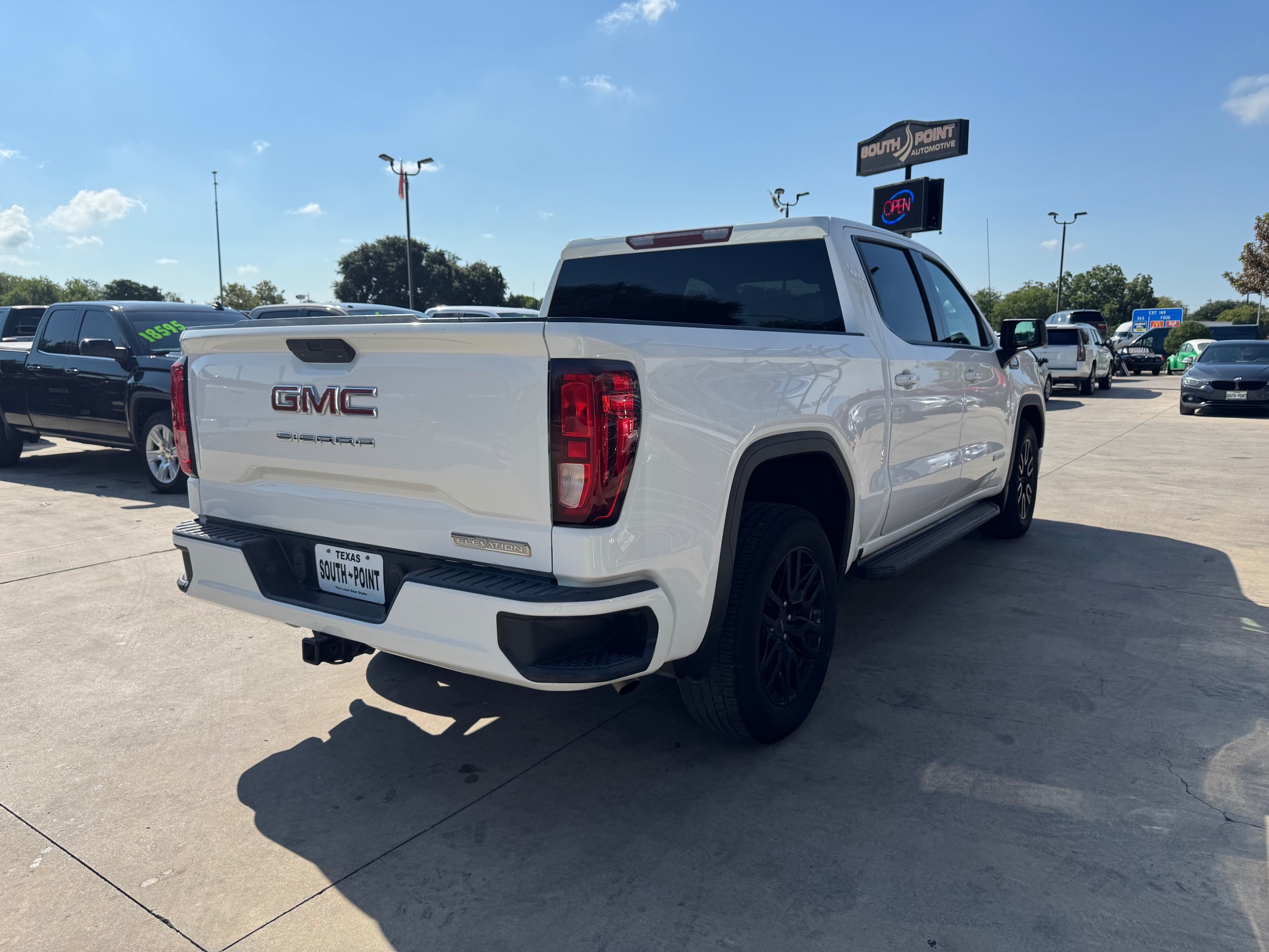 GMC Sierra photo 6