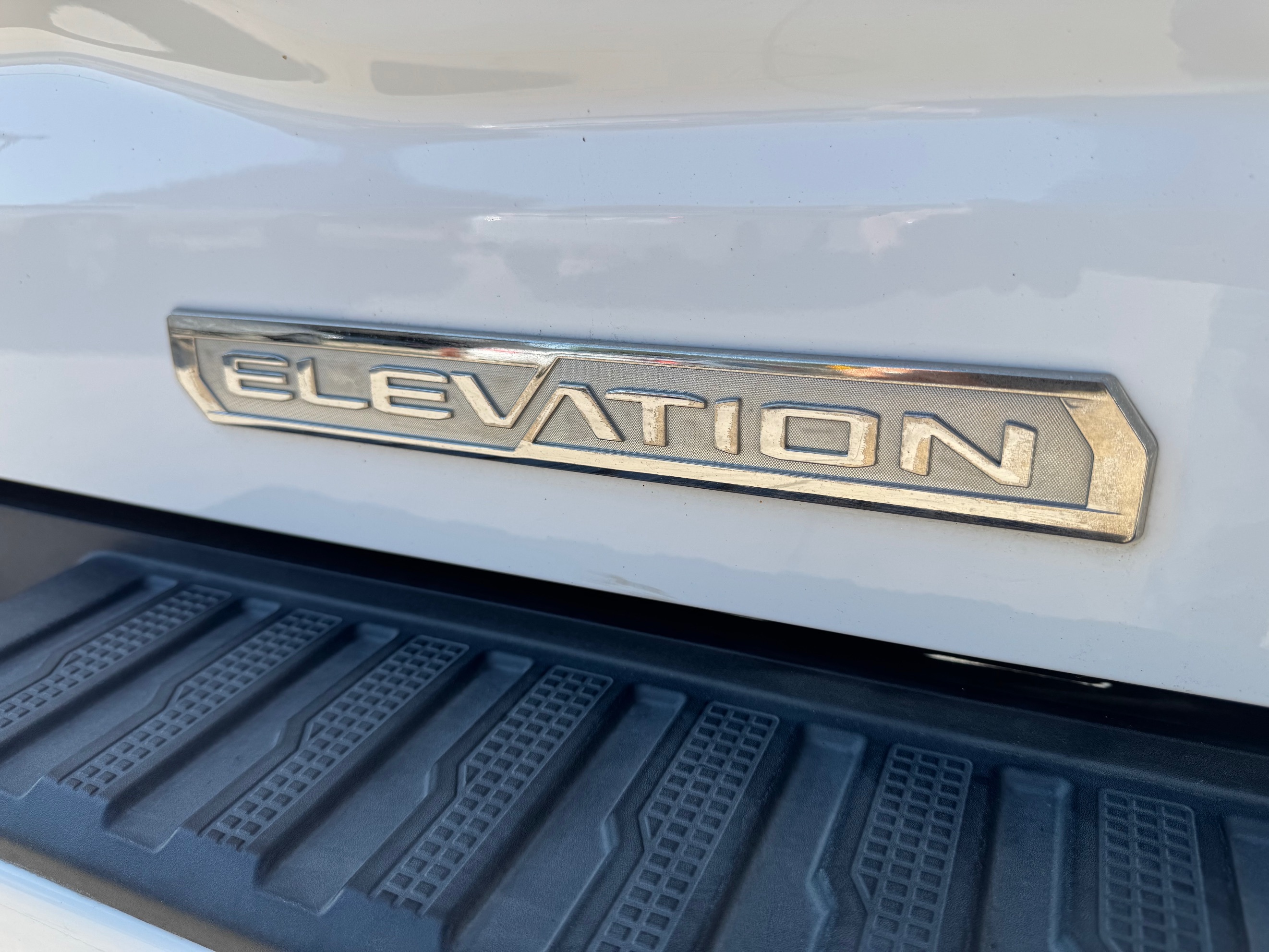 GMC Sierra photo 10