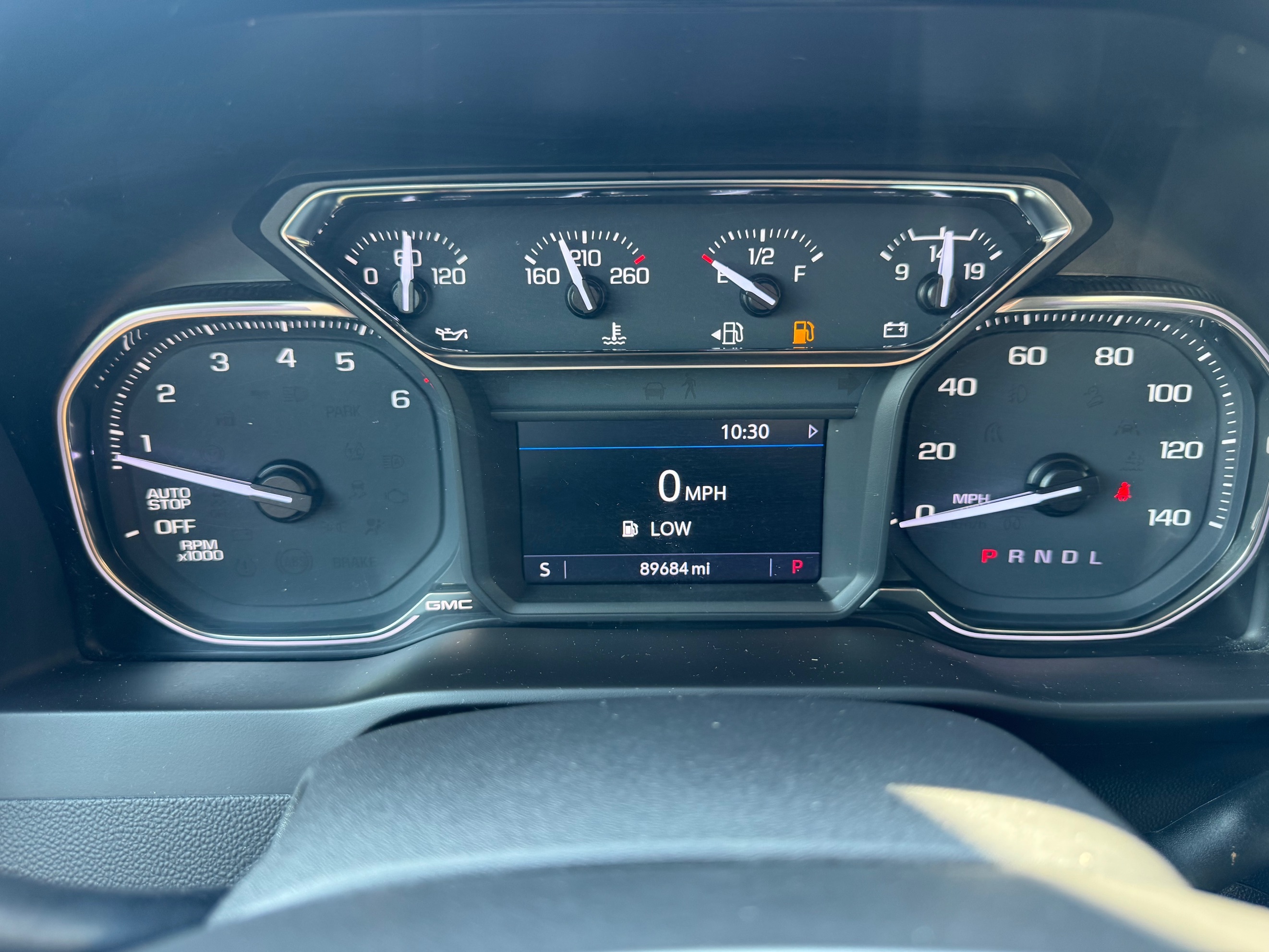 GMC Sierra photo 19