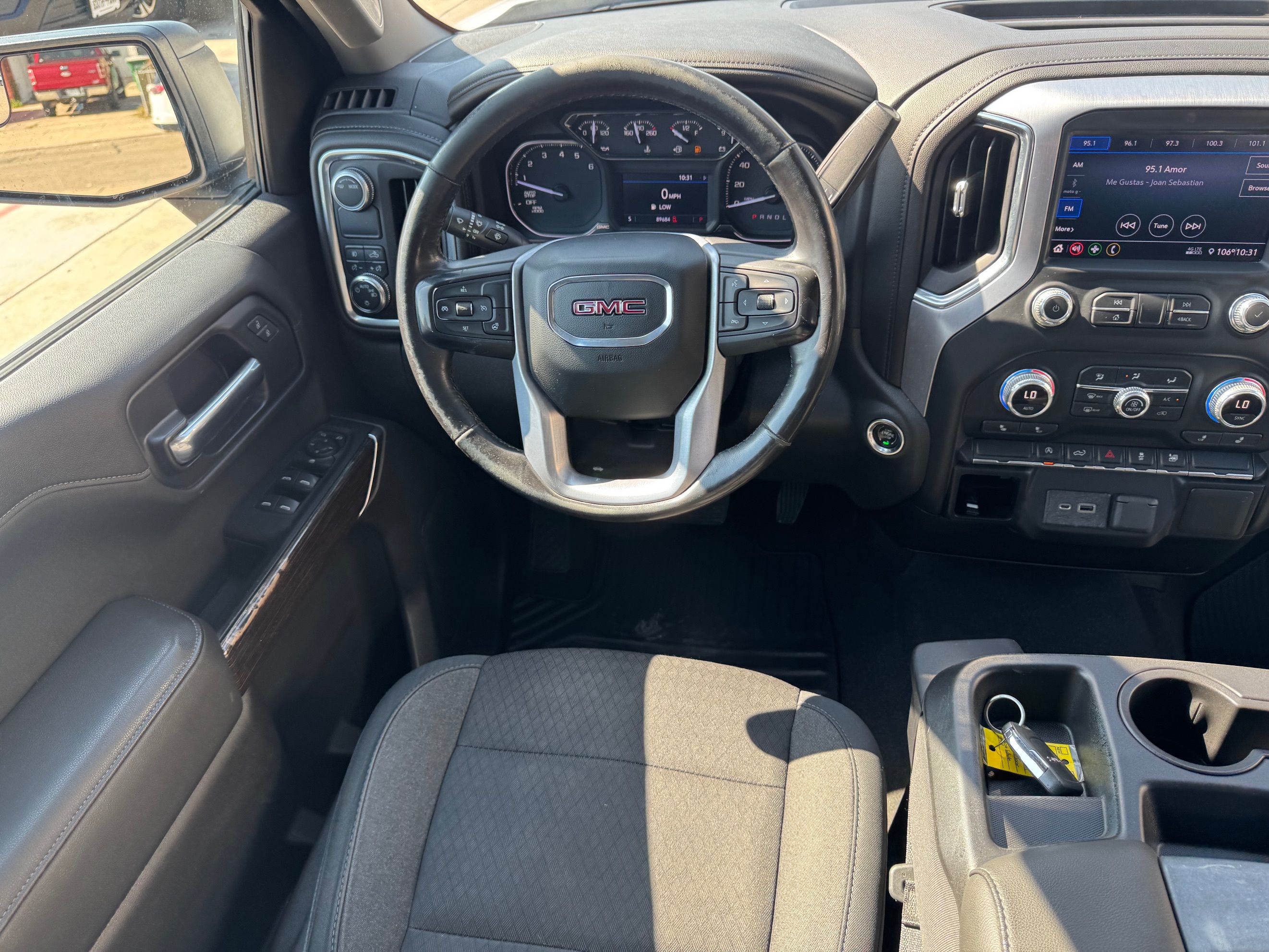 GMC Sierra photo 27