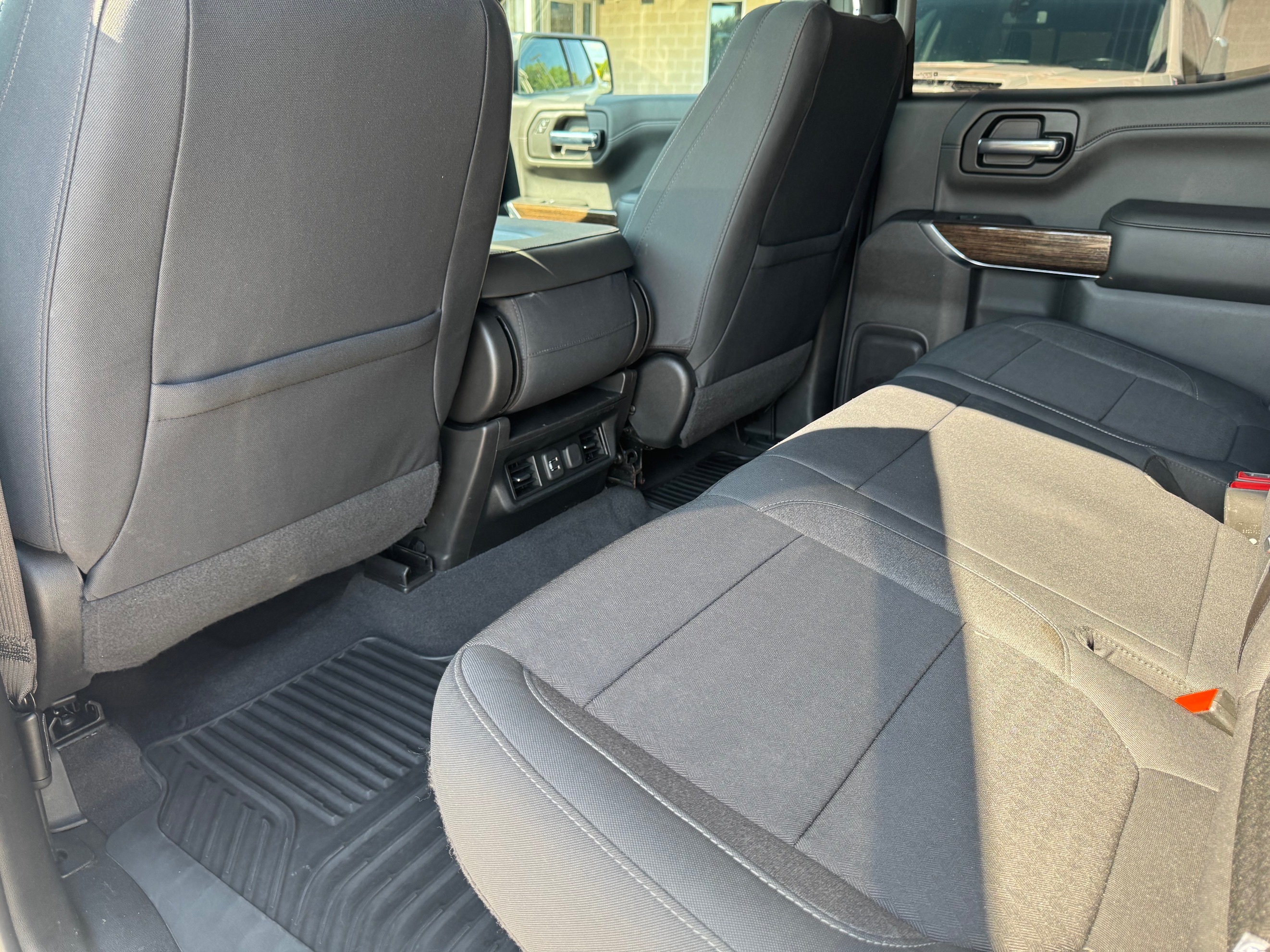 GMC Sierra photo 32