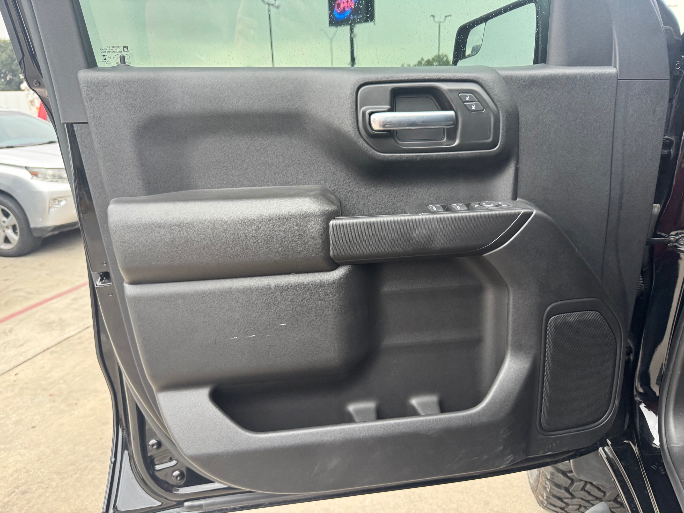 Chevrolet Silverado photo 15