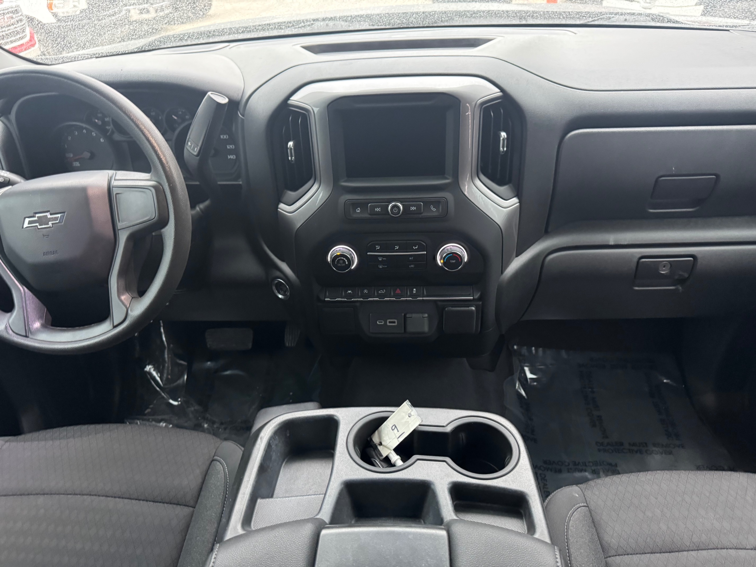 Chevrolet Silverado photo 27