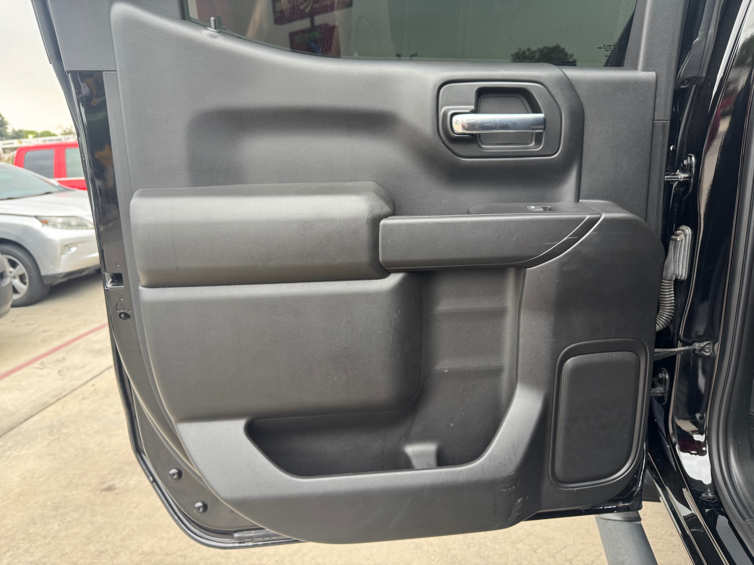 Chevrolet Silverado photo 37
