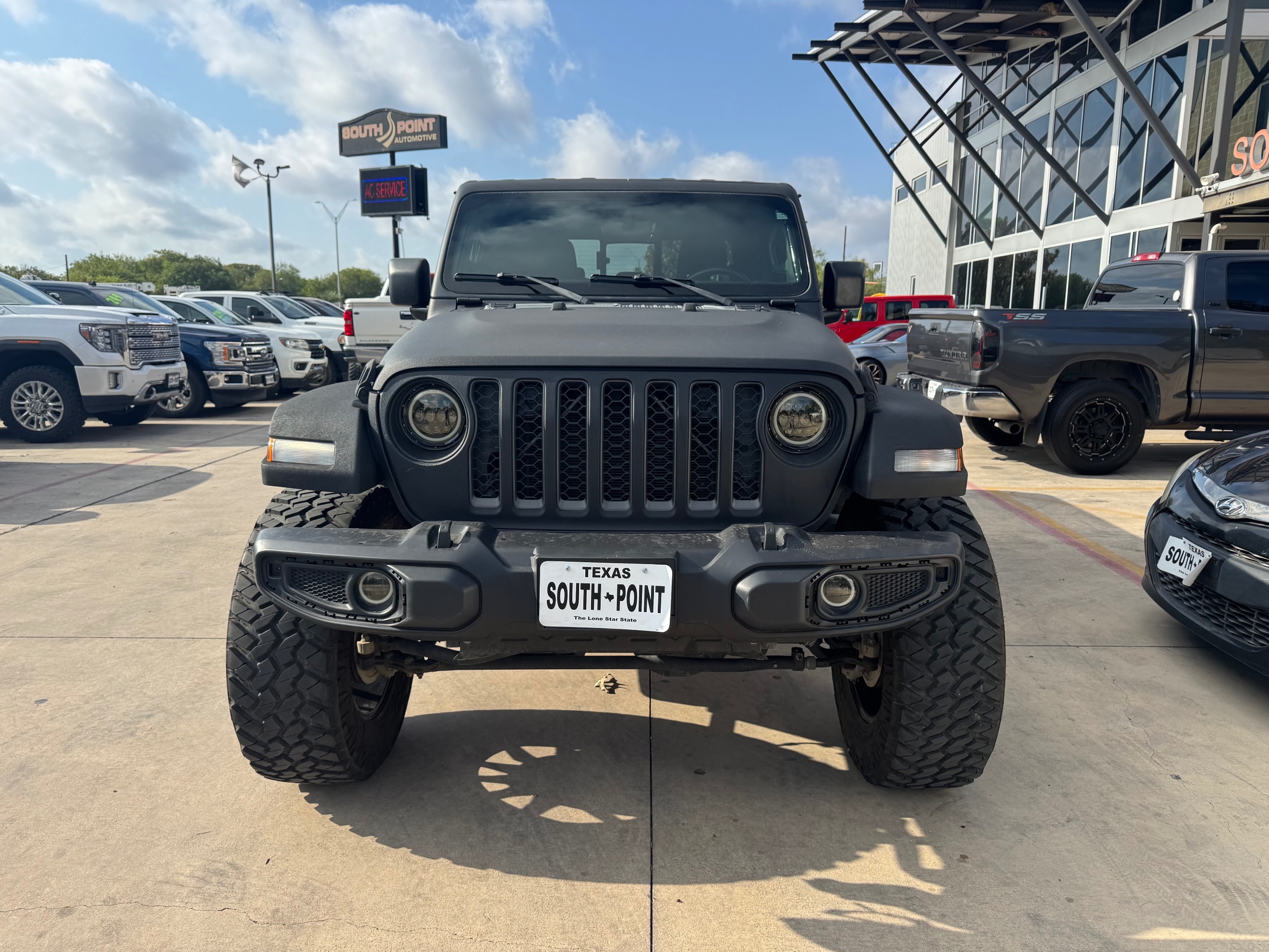 Jeep Gladiator photo 2