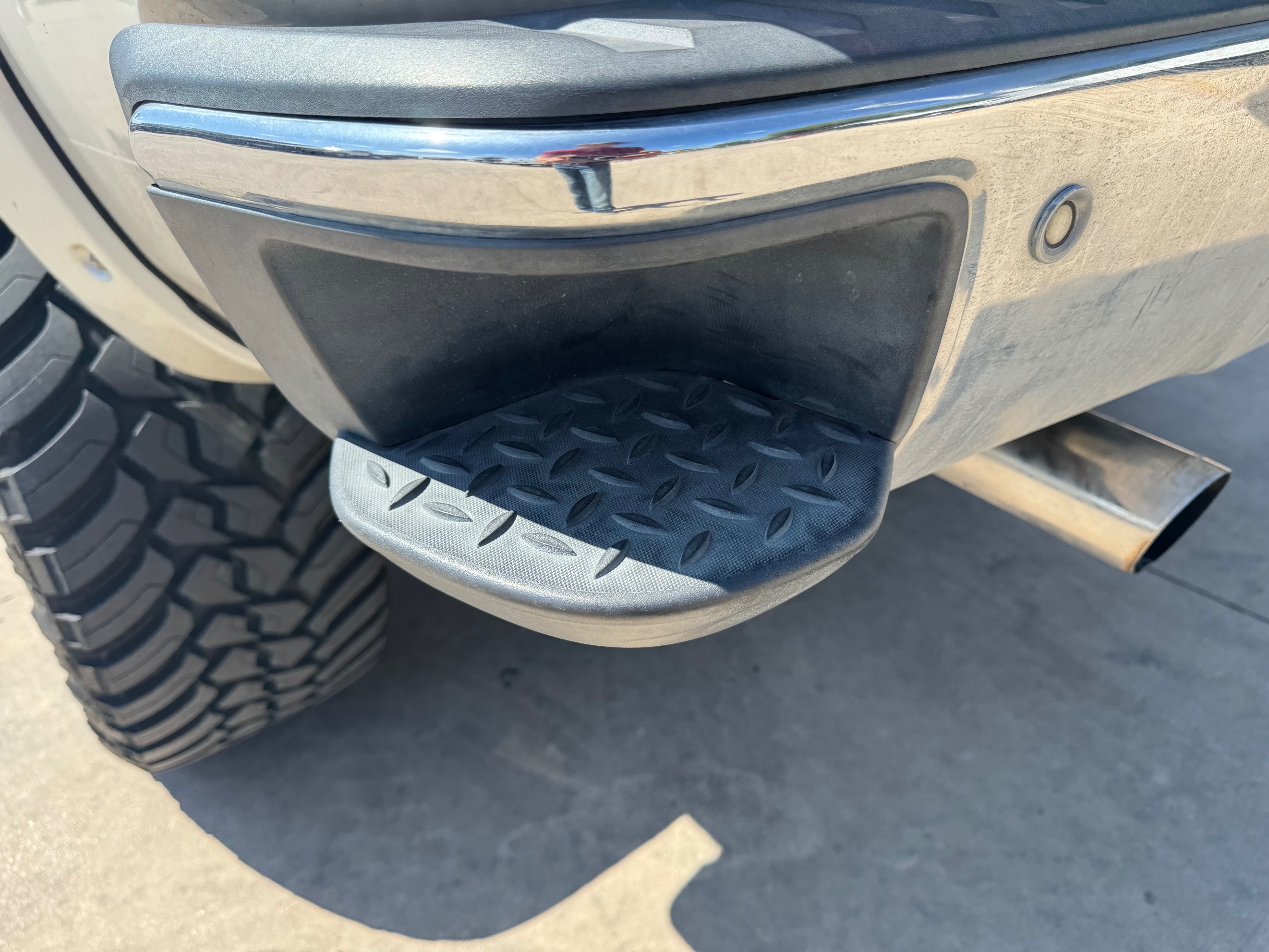 Chevrolet Silverado photo 14