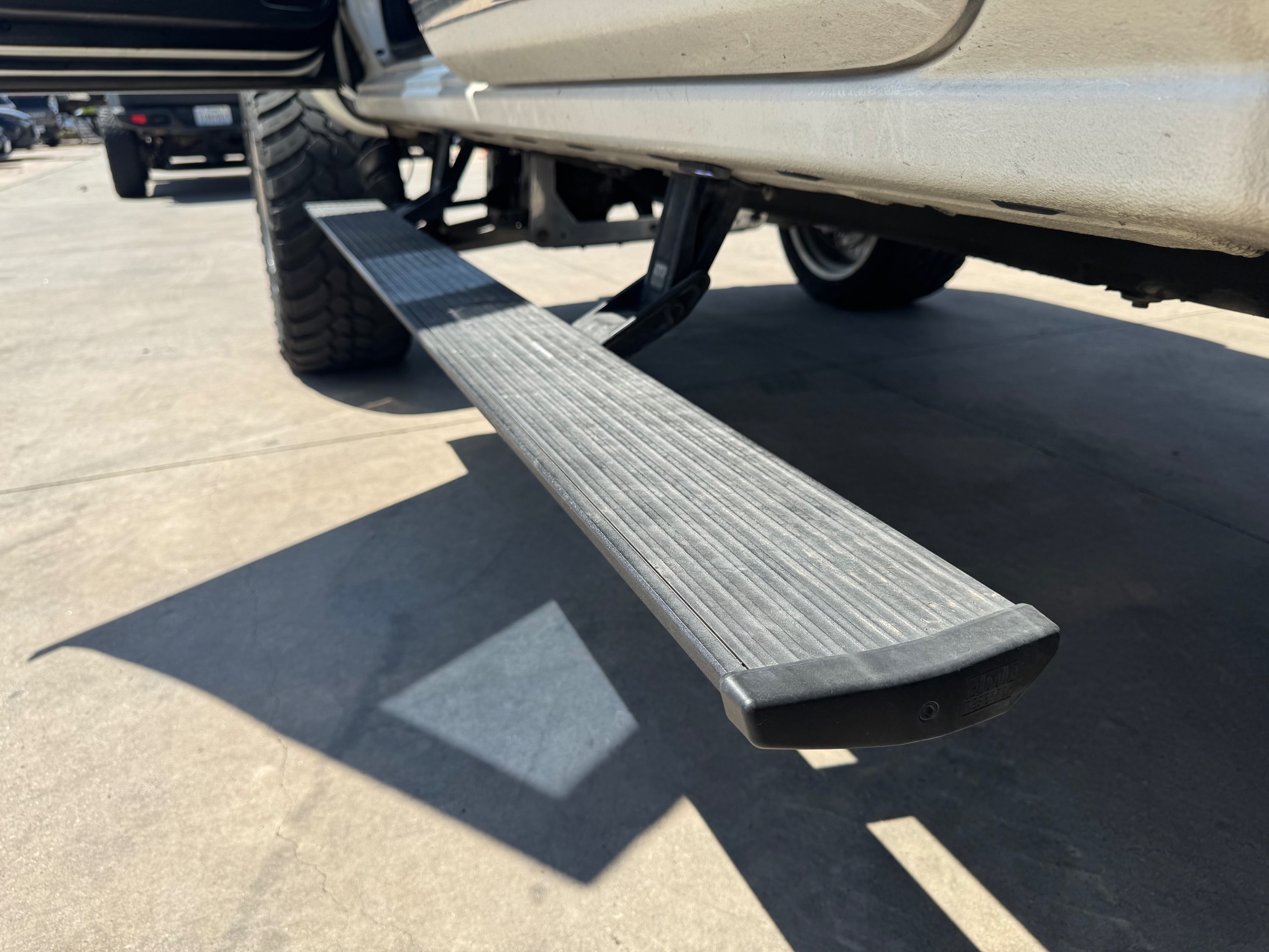 Chevrolet Silverado photo 17