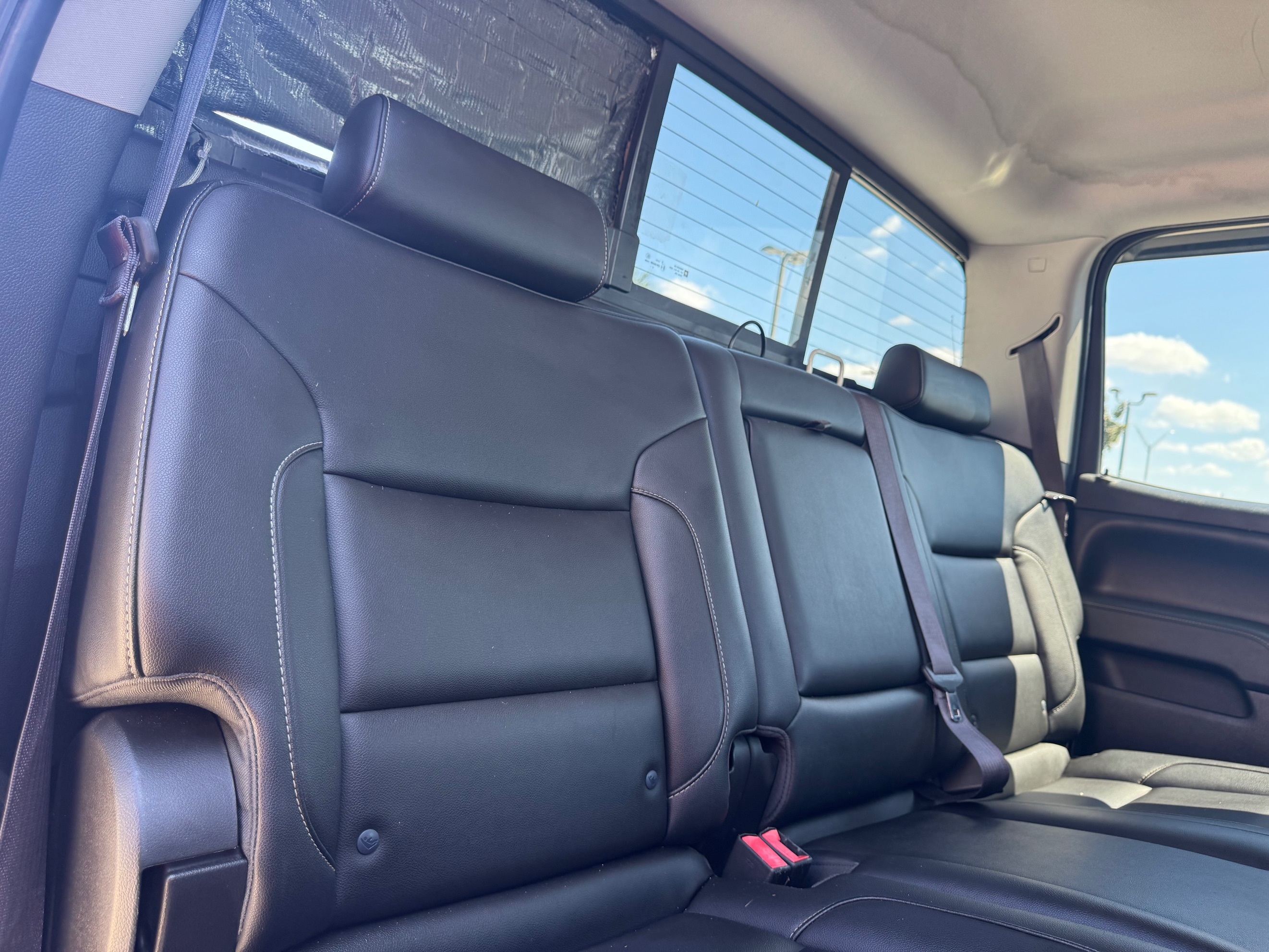 Chevrolet Silverado photo 36