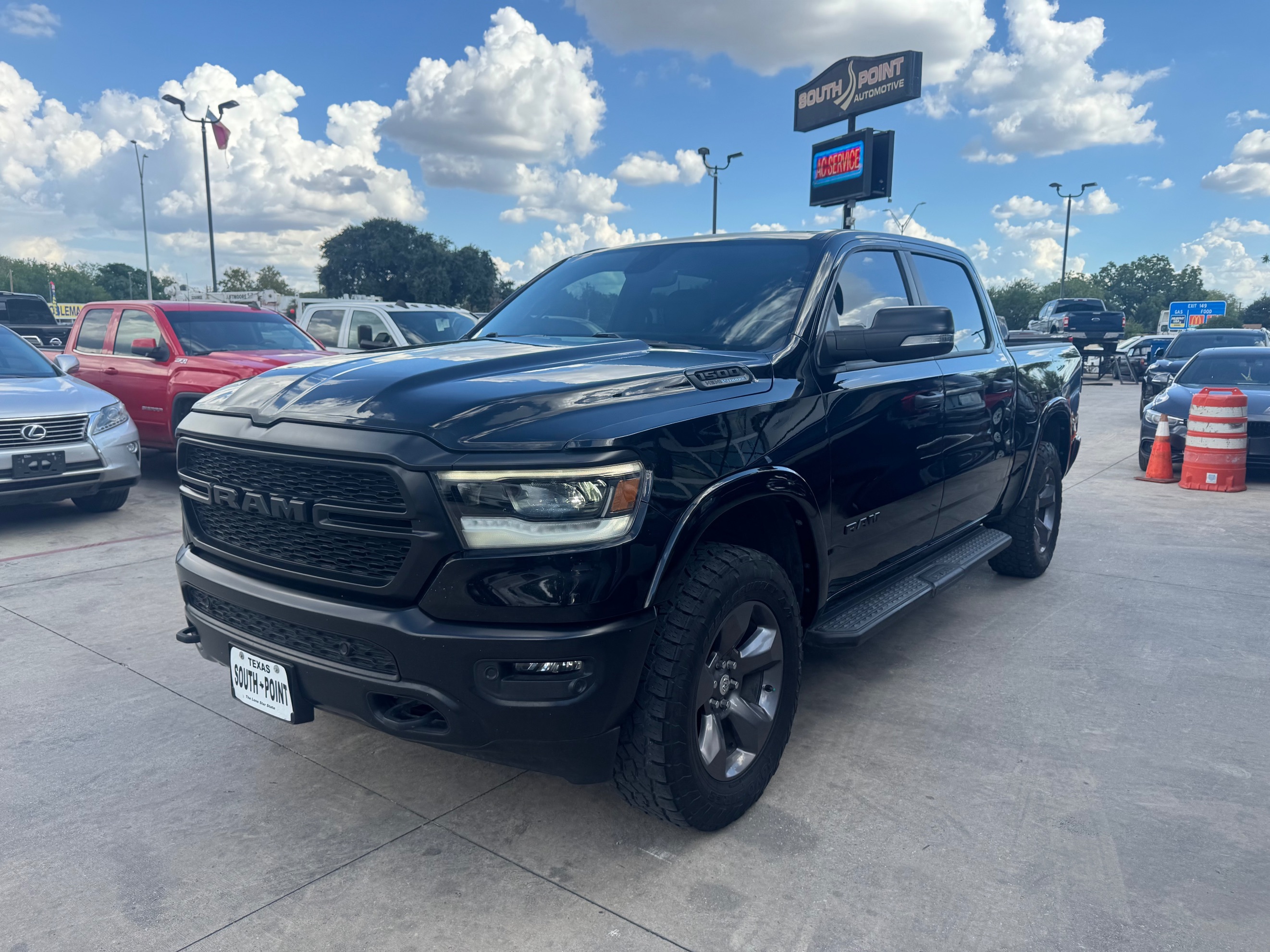 Ram 1500 photo 3