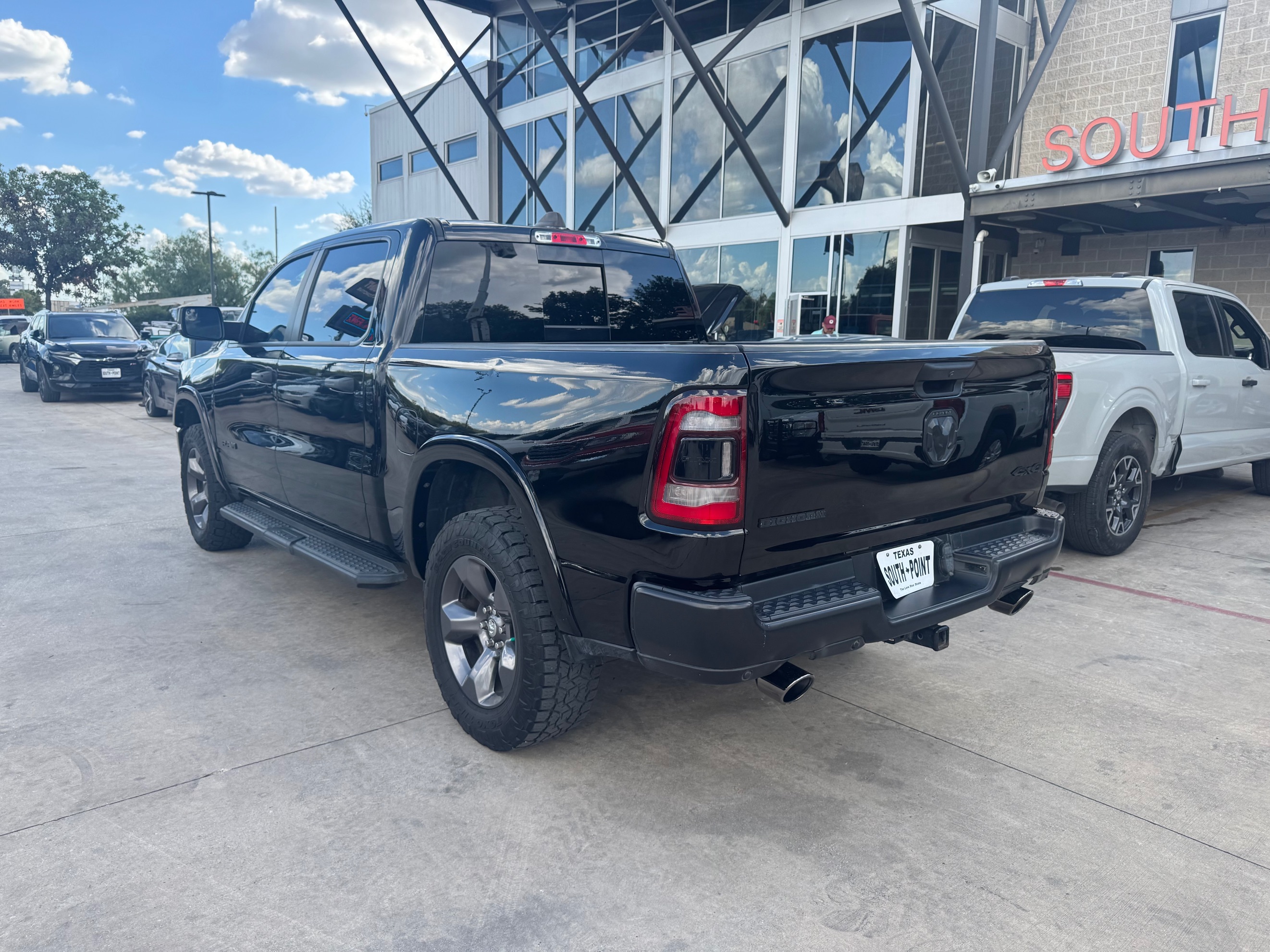 Ram 1500 photo 4