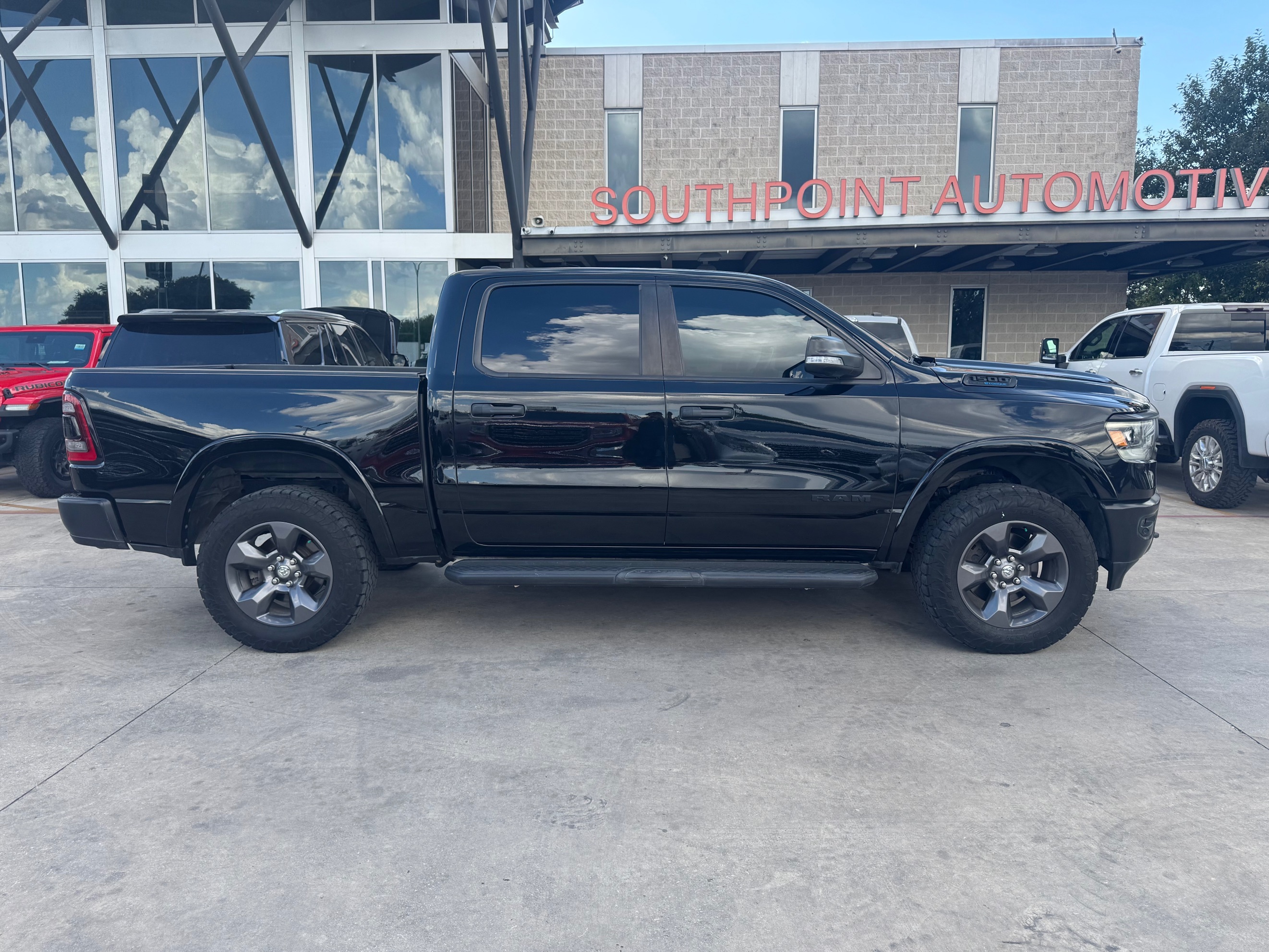 Ram 1500 photo 7