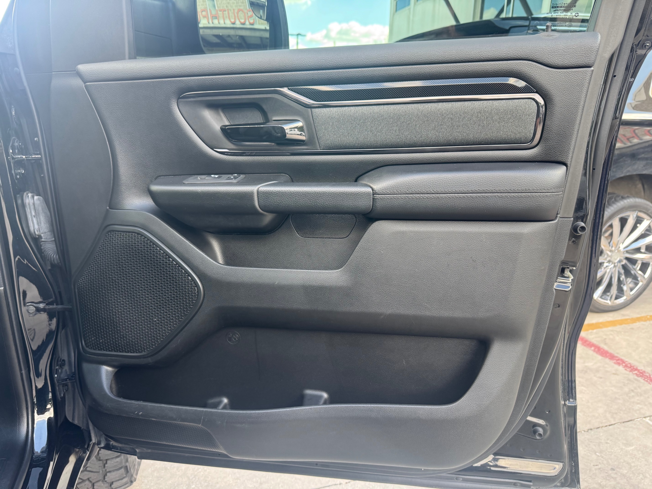 Ram 1500 photo 24
