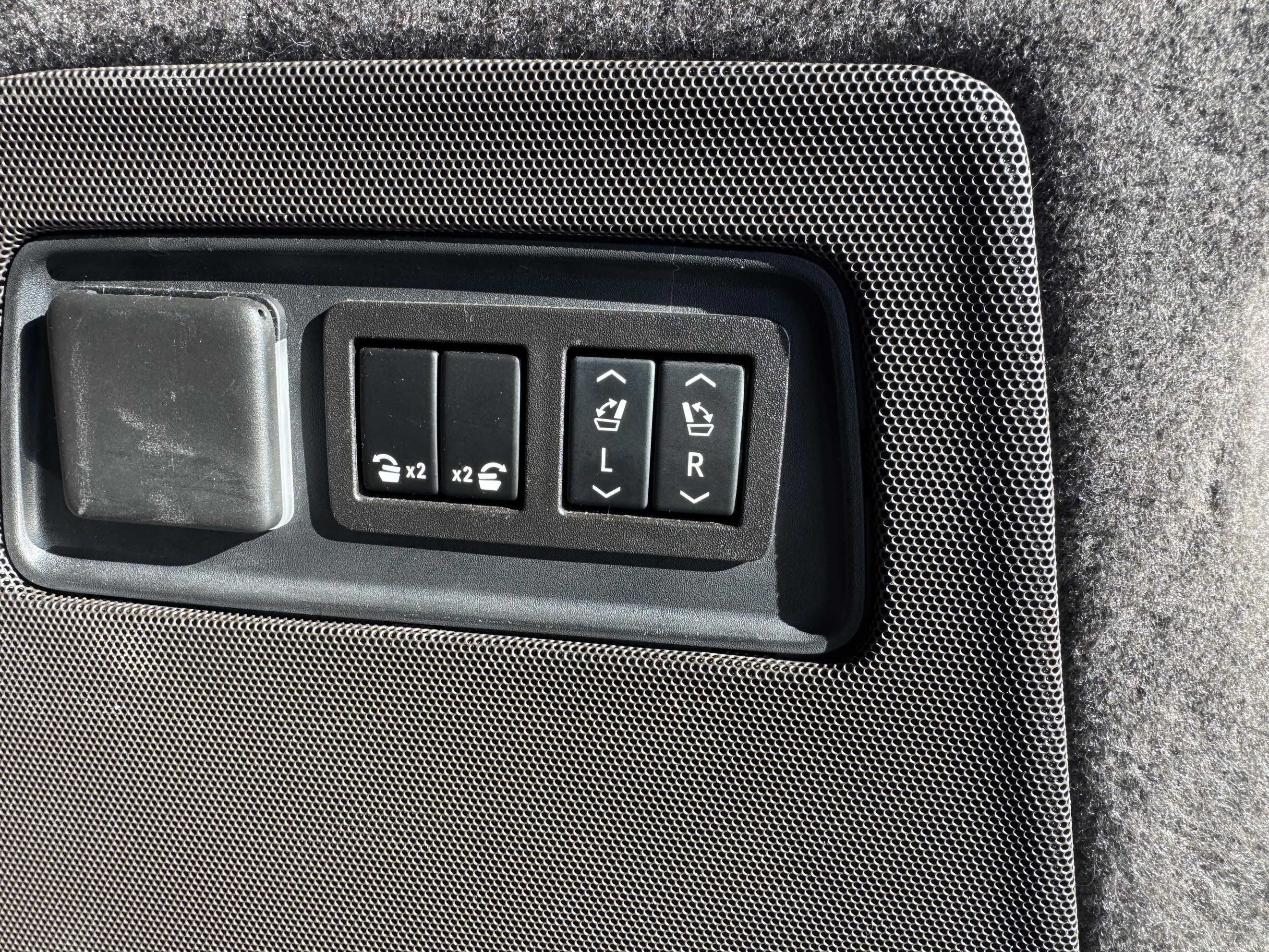 Photo 39 of this Cadillac Escalade