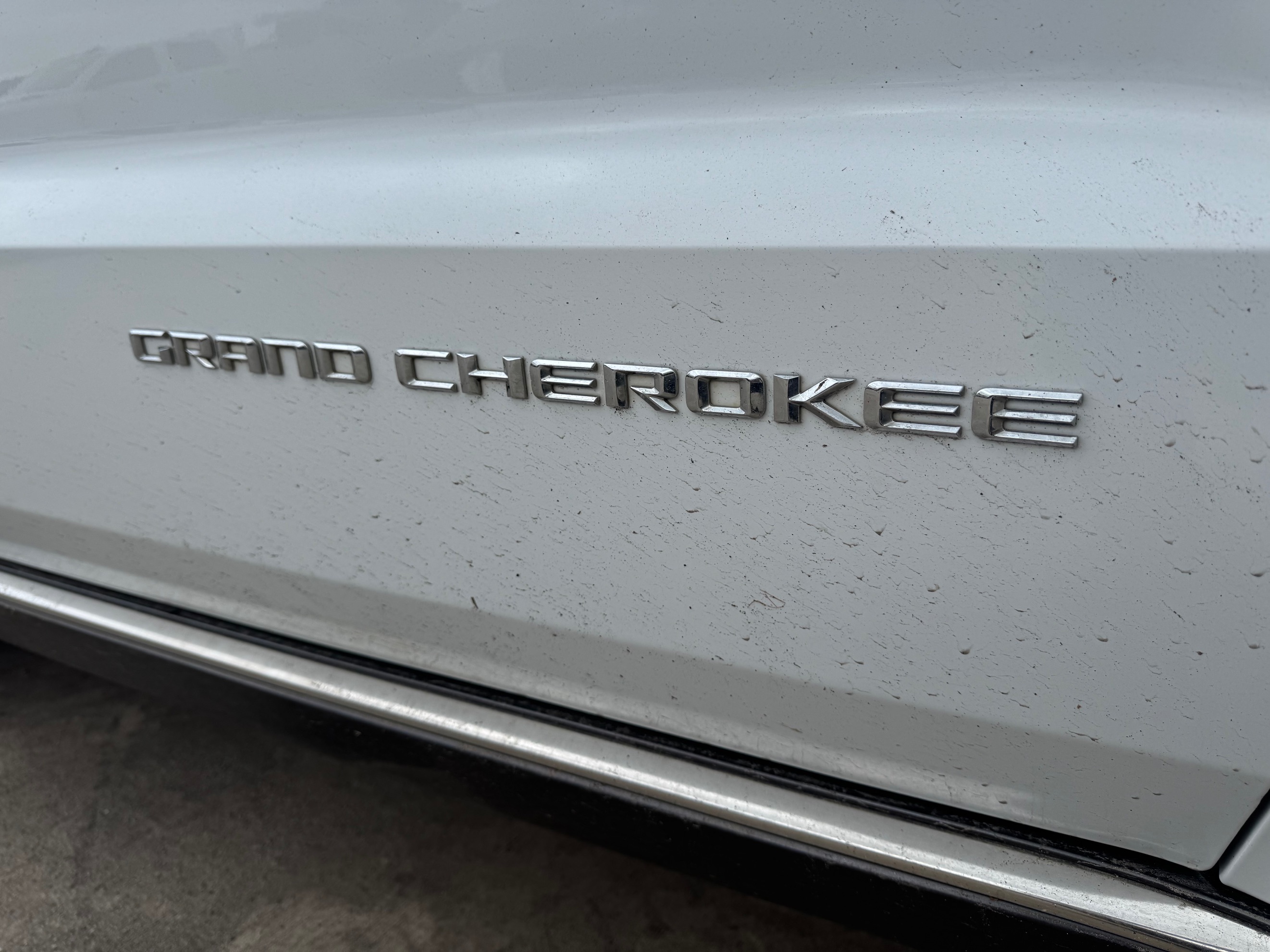 Jeep Grand Cherokee photo 9