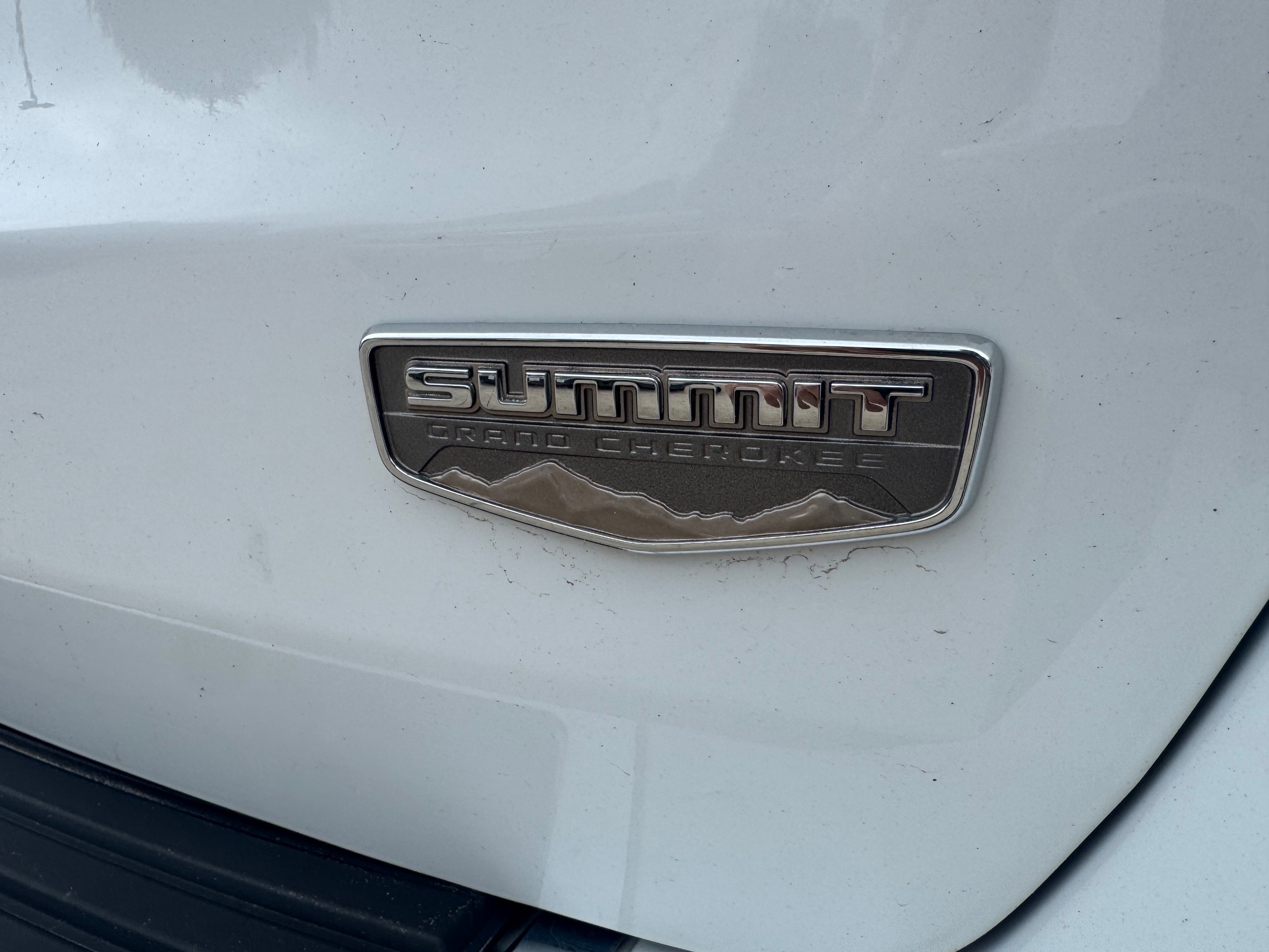 Jeep Grand Cherokee photo 10