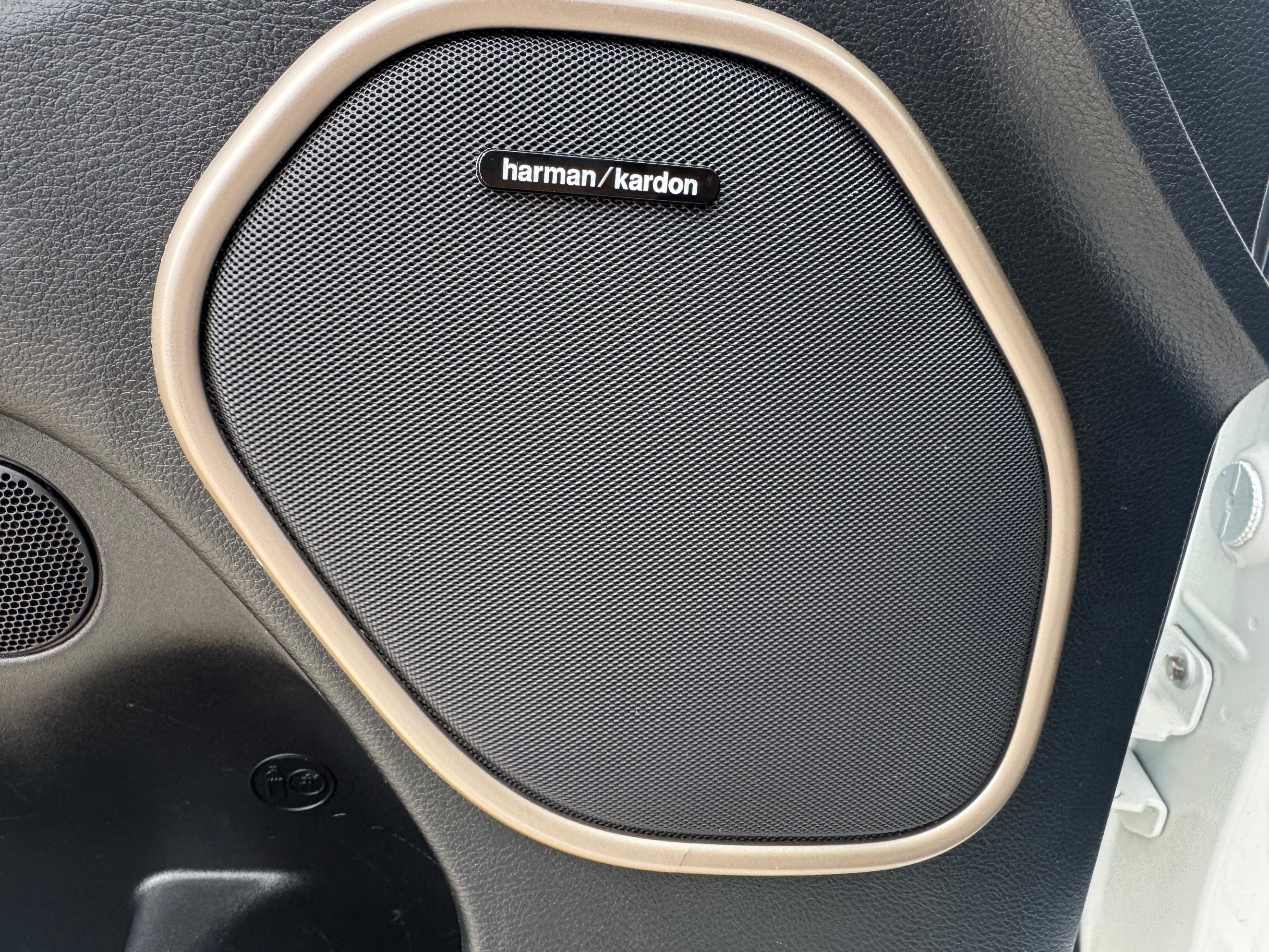 Jeep Grand Cherokee photo 13