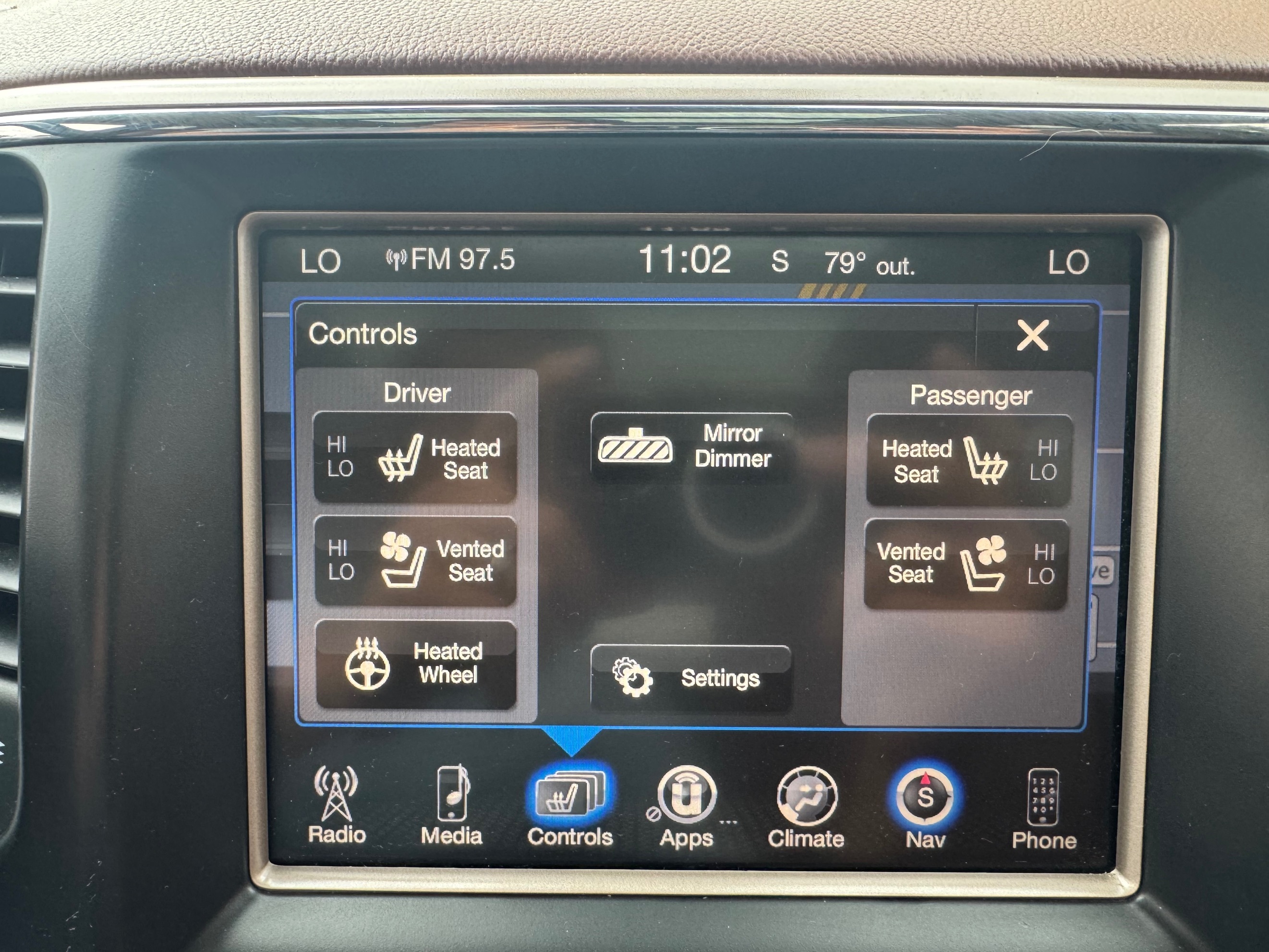 Jeep Grand Cherokee photo 23