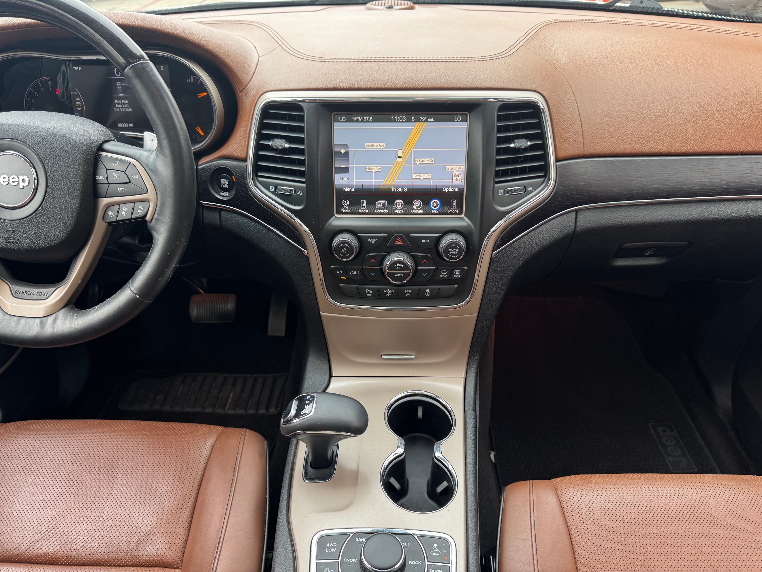 Jeep Grand Cherokee photo 29