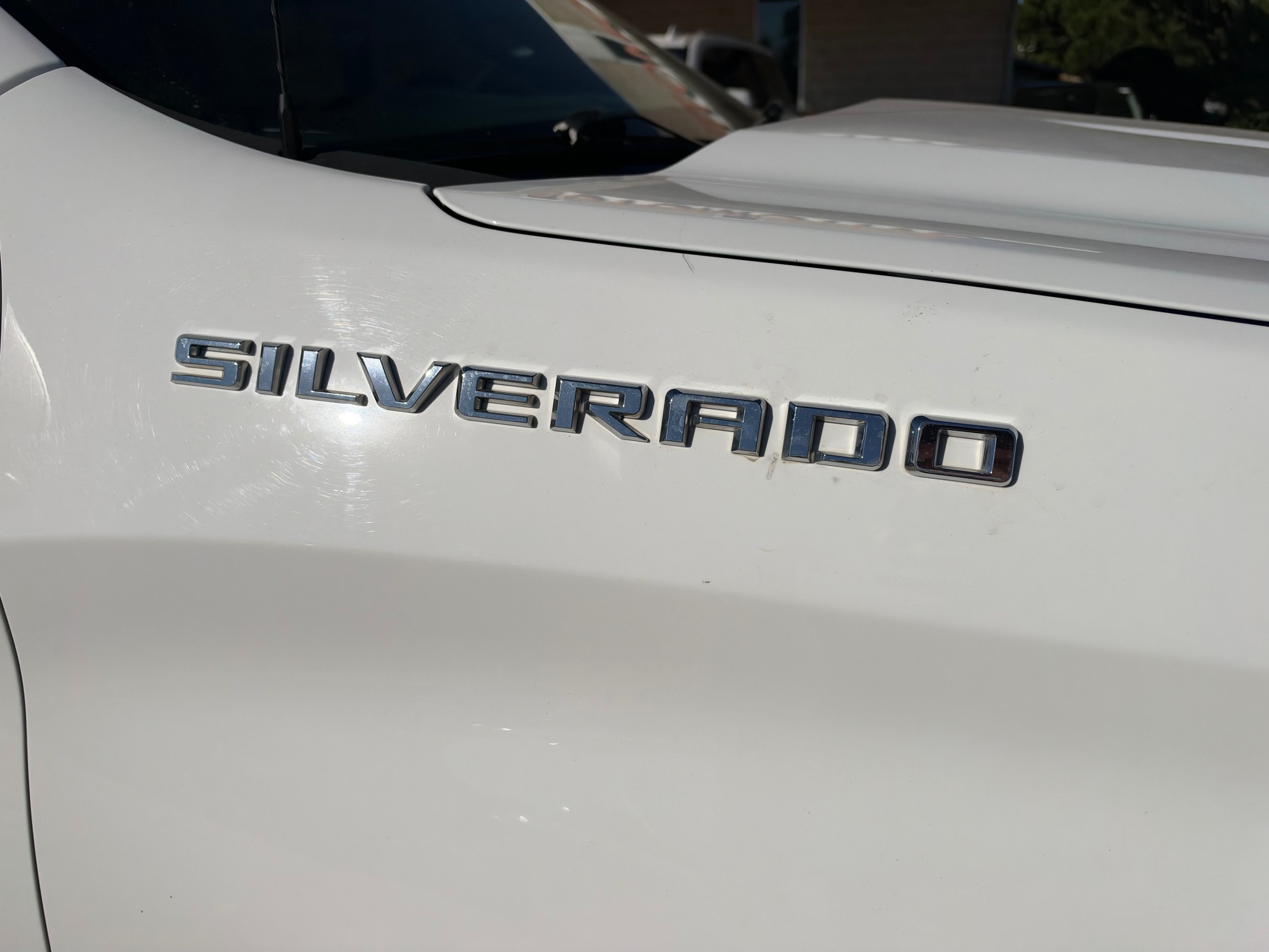 Chevrolet Silverado photo 9